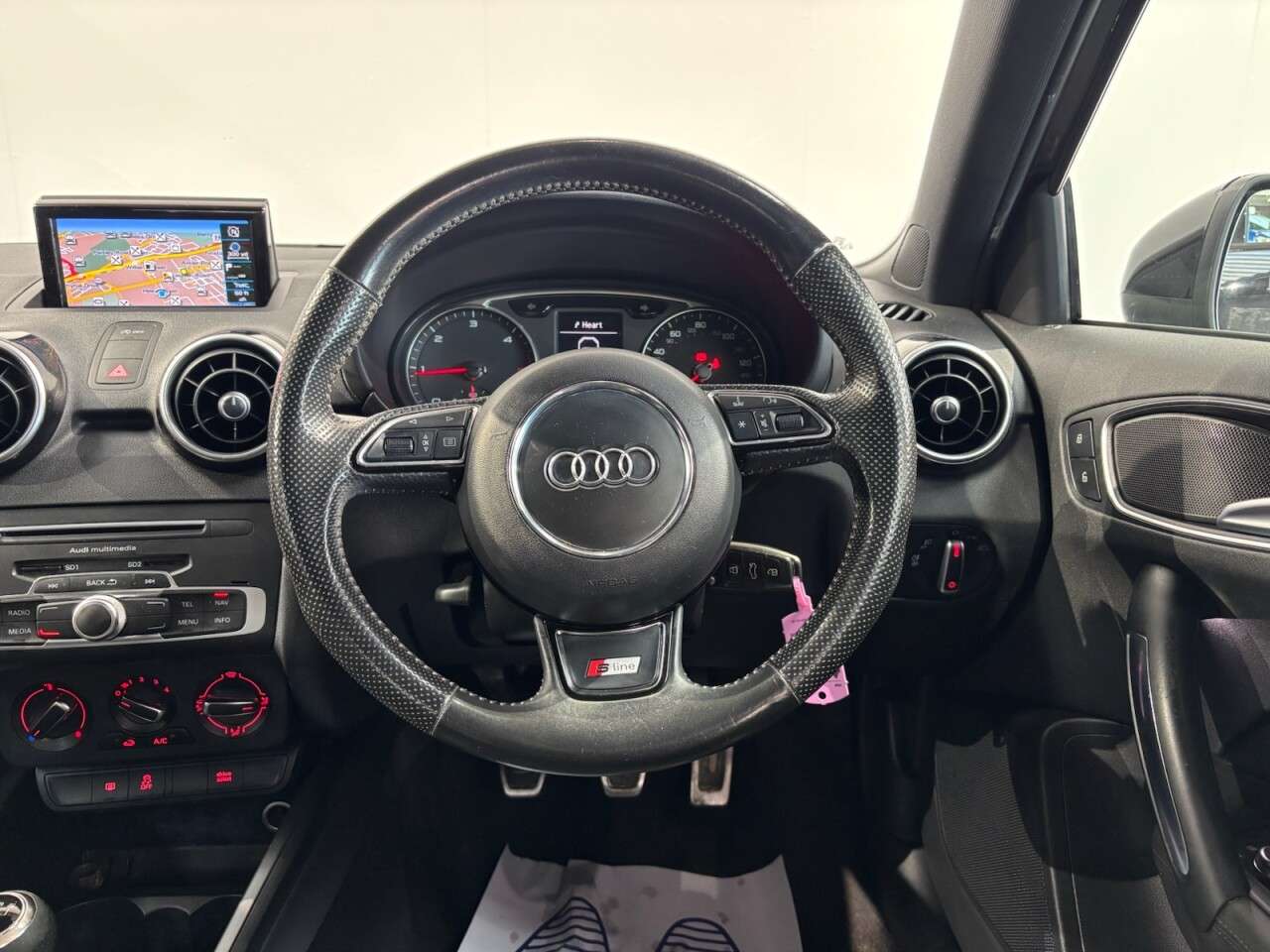 2016 AUDI A1 2016 AUDI A1