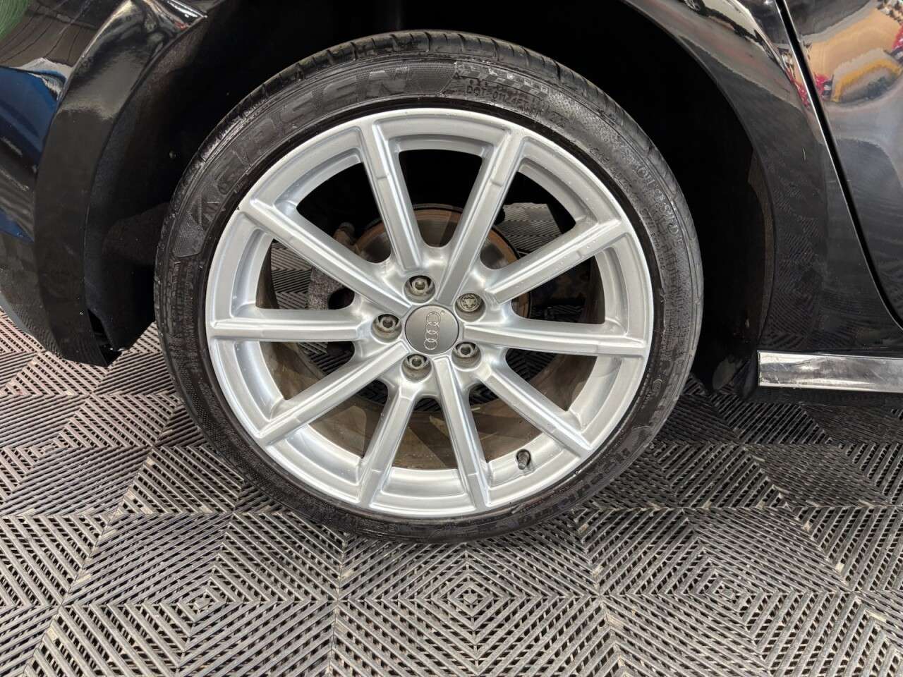 2016 AUDI A1 2016 AUDI A1