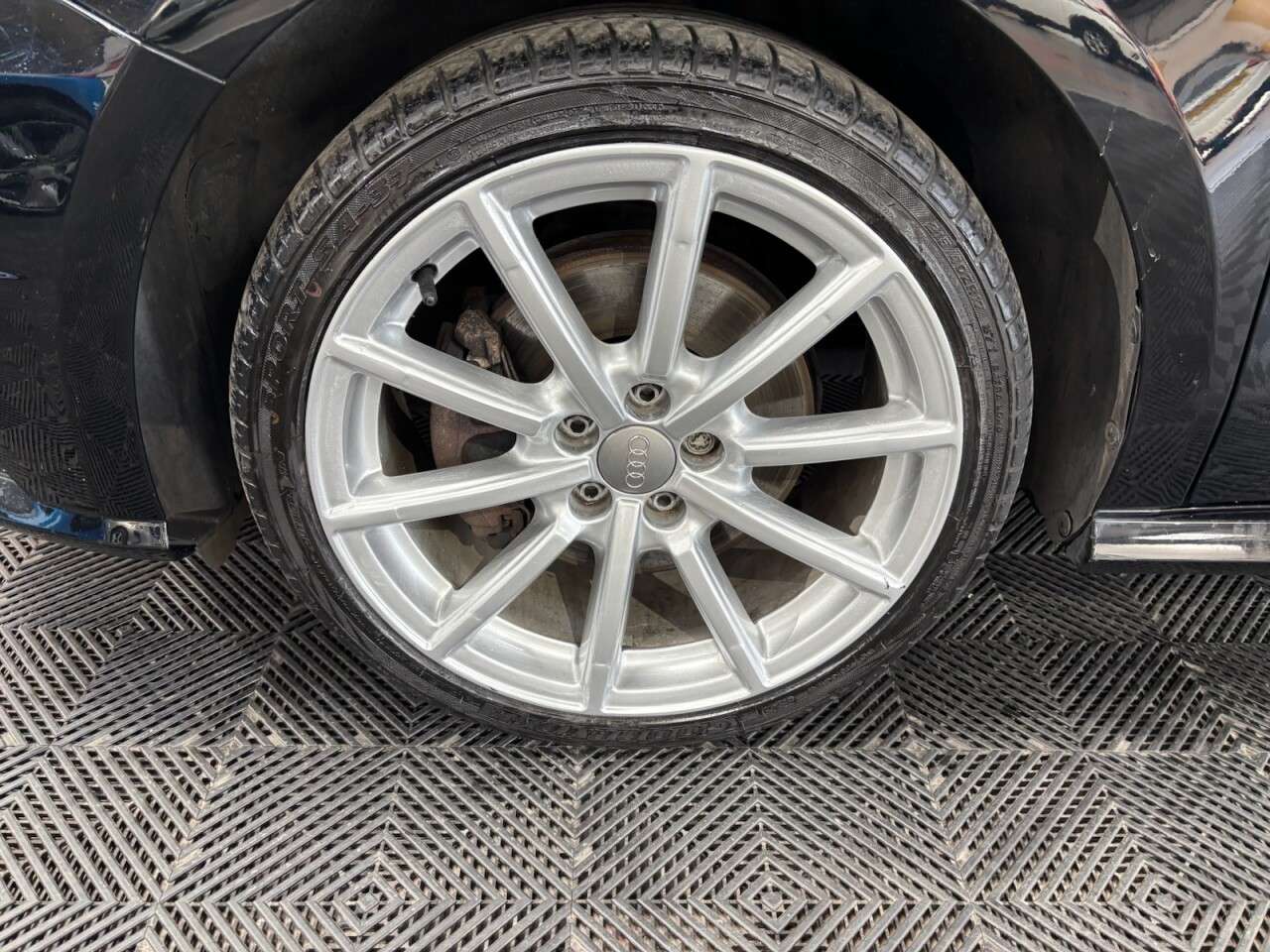 2016 AUDI A1 2016 AUDI A1