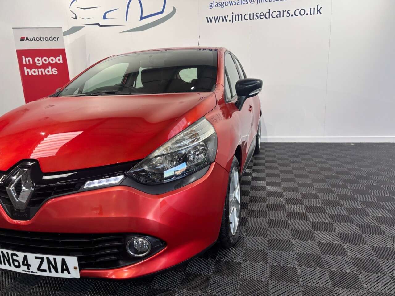 A 2014 RENAULT CLIO 1.2 16V Expression + Hatchback 5dr Petrol Manual Euro 5 (75 ps) AIR CON, LO A 2014 RENAULT CLIO 1.2 16V Expression + Hatchback 5dr Petrol Manual Euro 5 (75 ps) AIR CON, LO