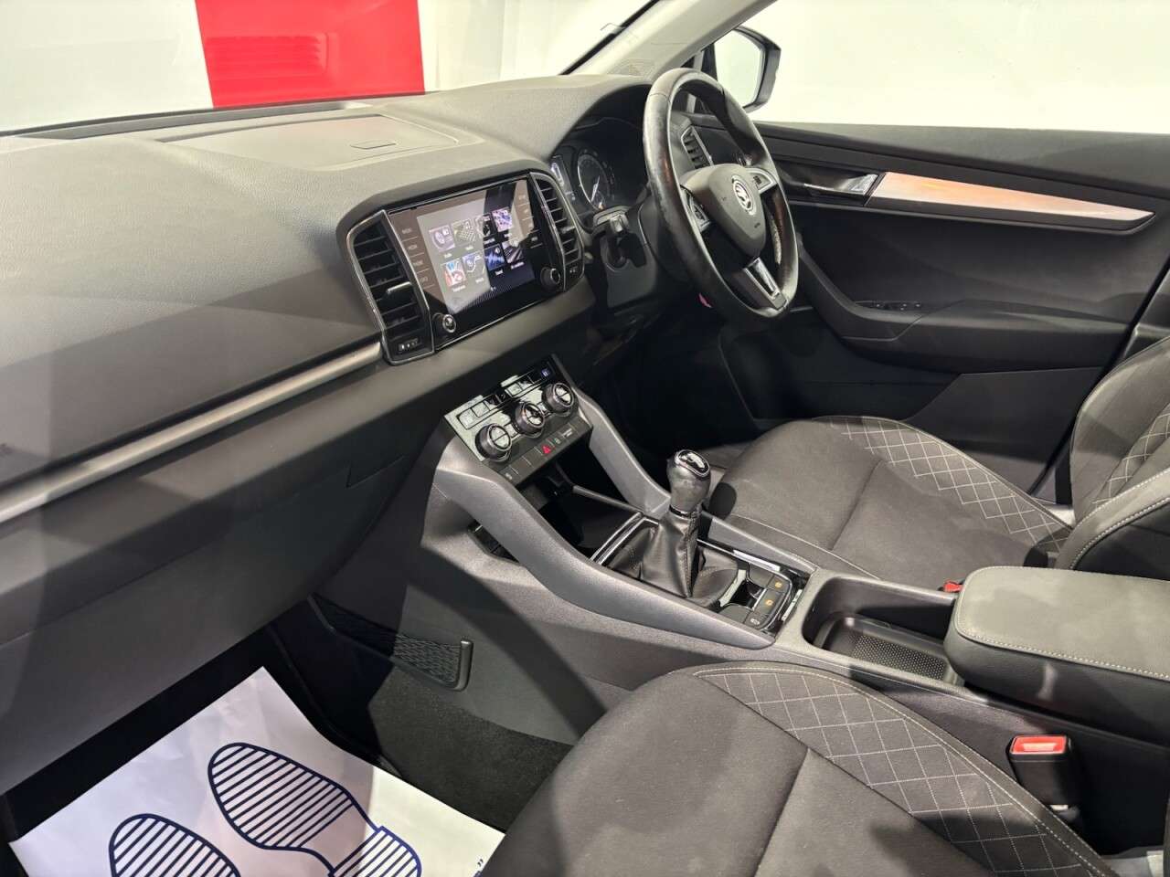 2018 SKODA KAROQ 2018 SKODA KAROQ