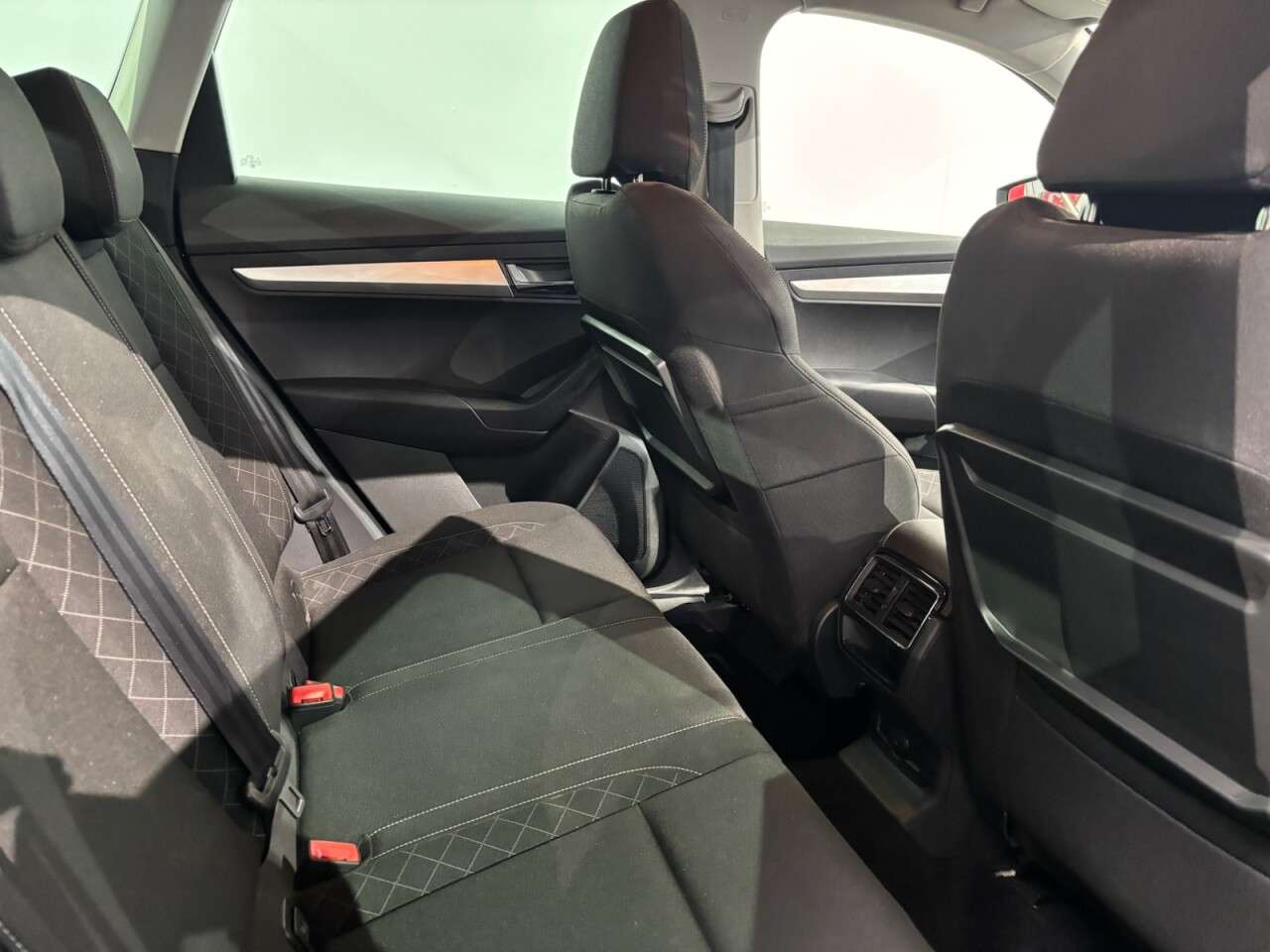 2018 SKODA KAROQ 2018 SKODA KAROQ