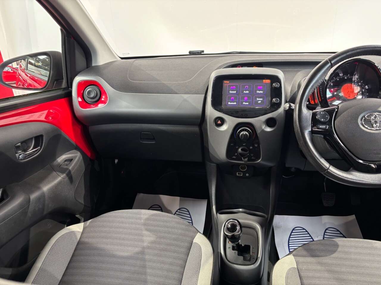 2019 TOYOTA AYGO 2019 TOYOTA AYGO
