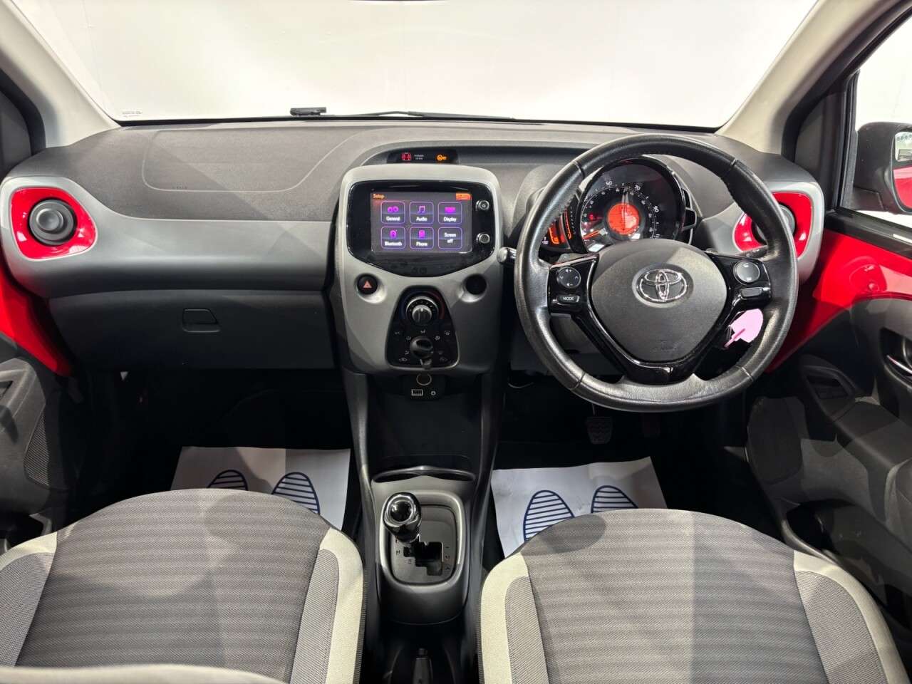 2019 TOYOTA AYGO 2019 TOYOTA AYGO