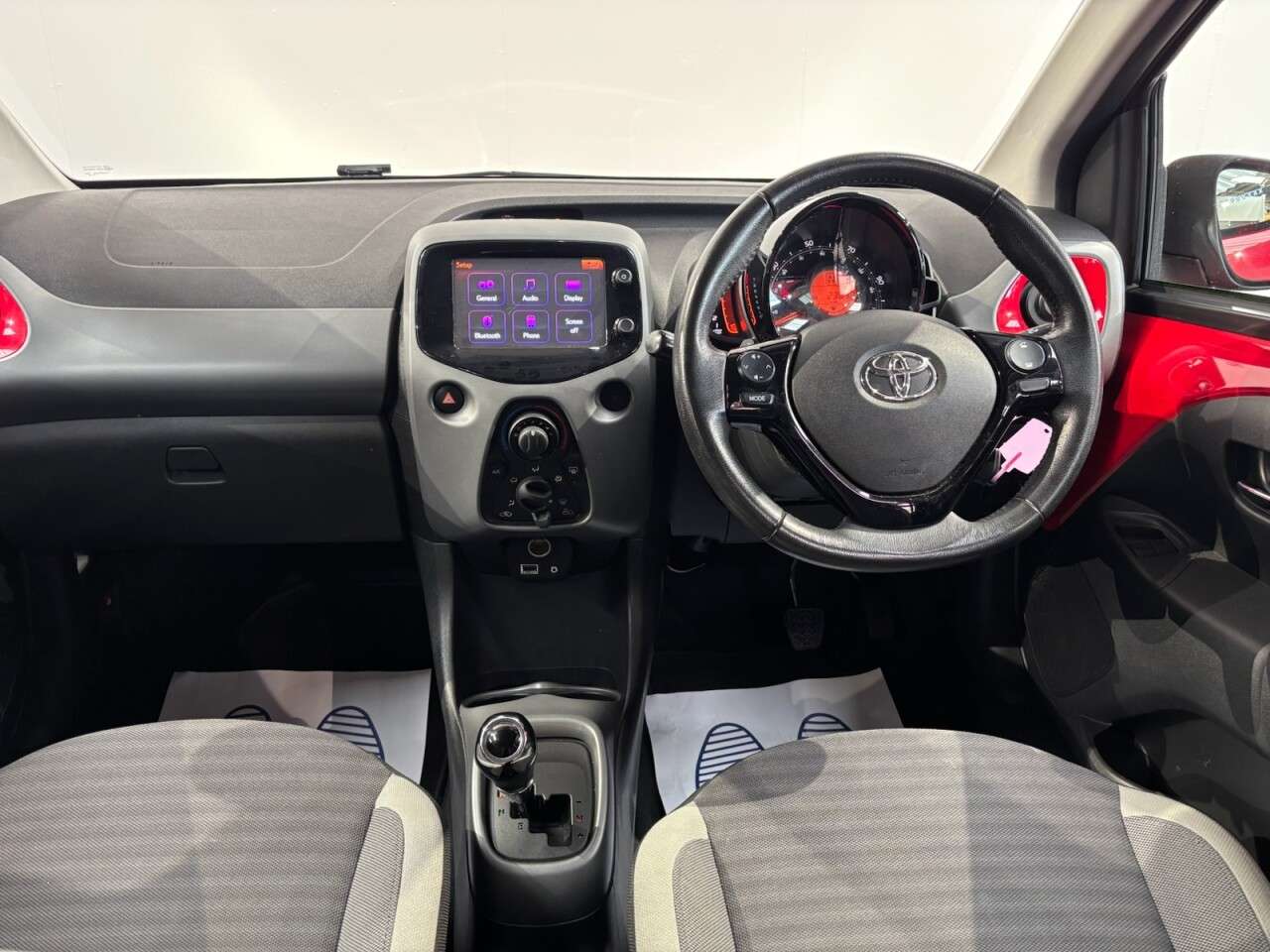 2019 TOYOTA AYGO 2019 TOYOTA AYGO