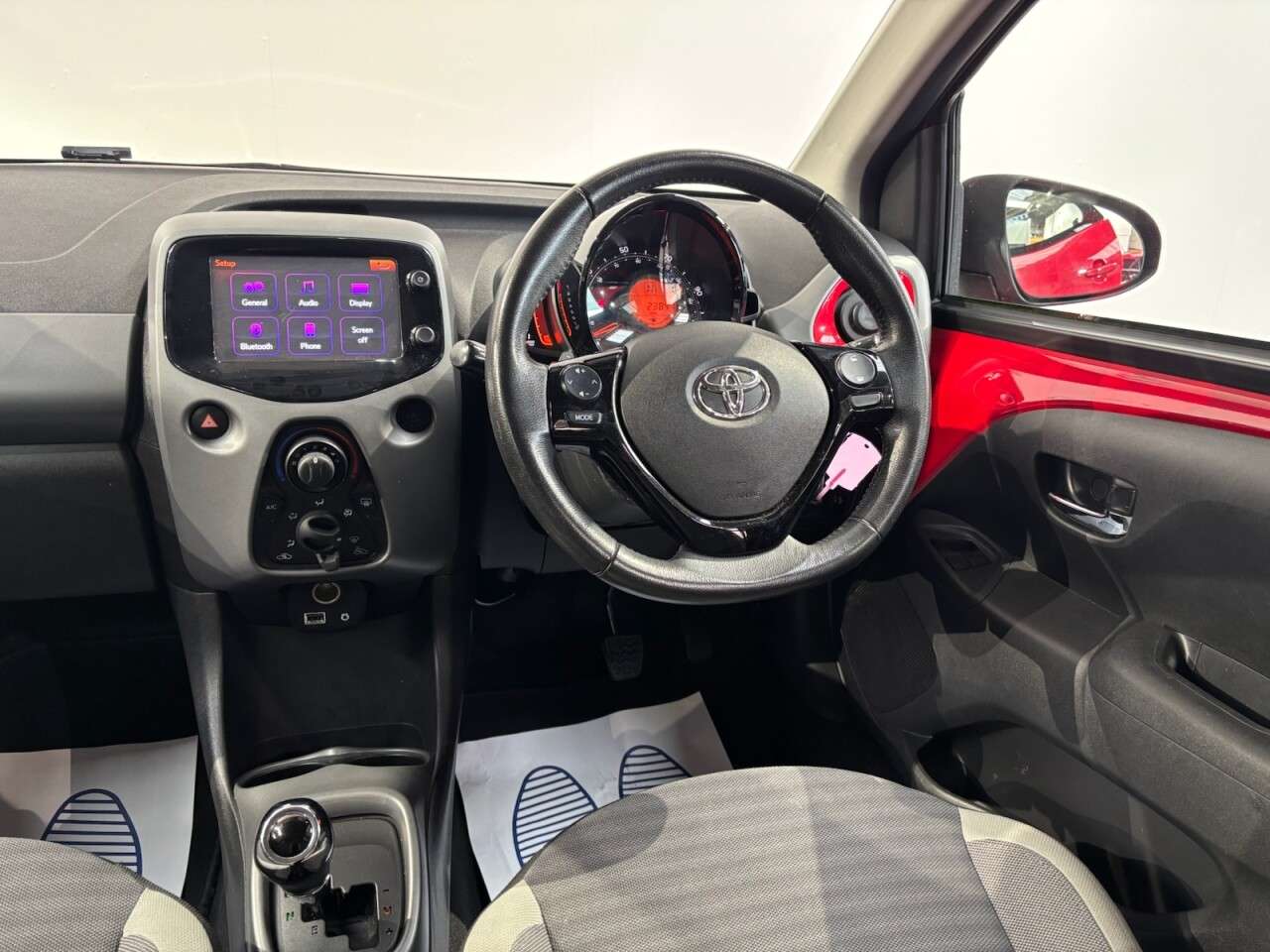 2019 TOYOTA AYGO 2019 TOYOTA AYGO