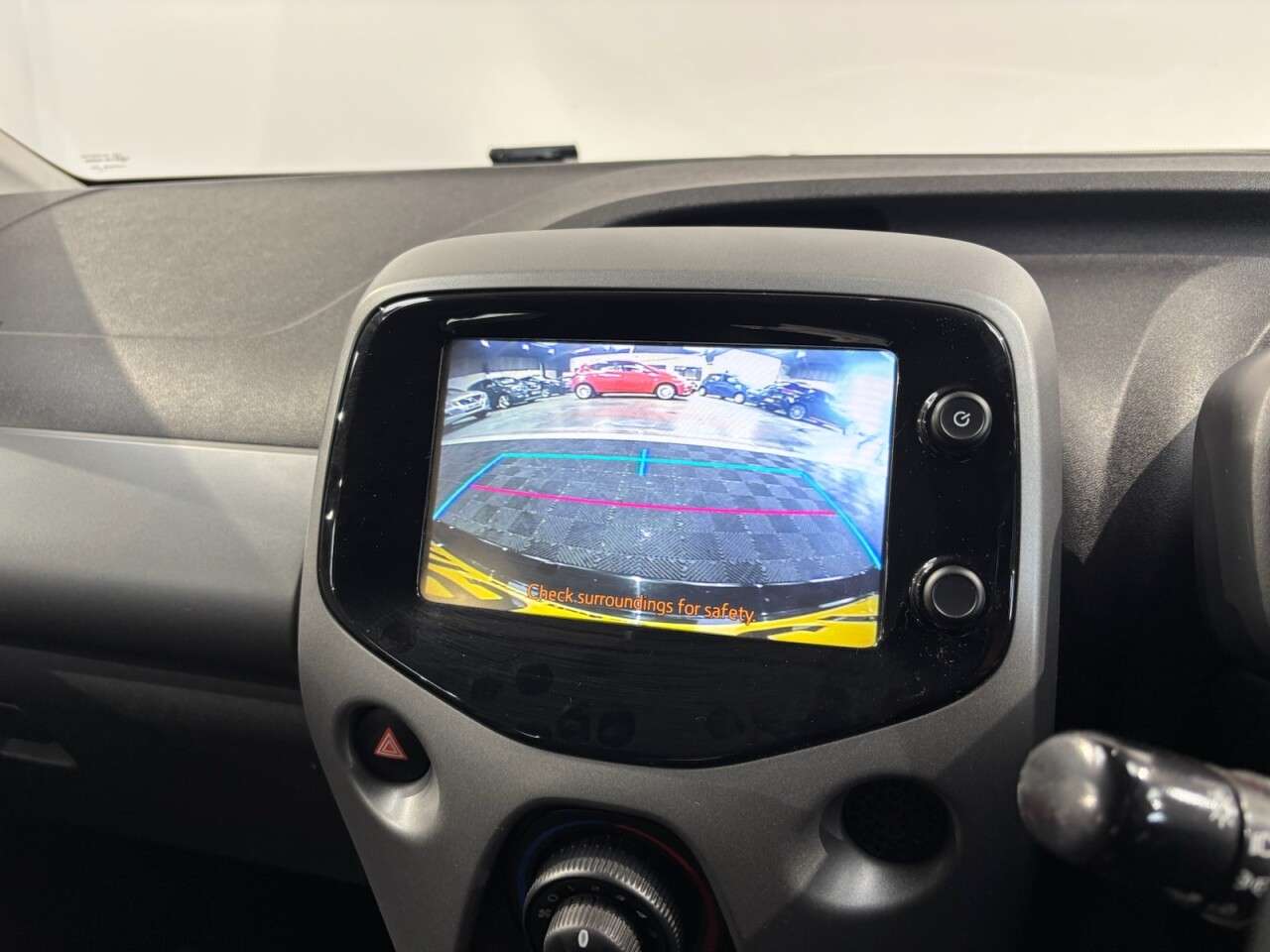 2019 TOYOTA AYGO 2019 TOYOTA AYGO