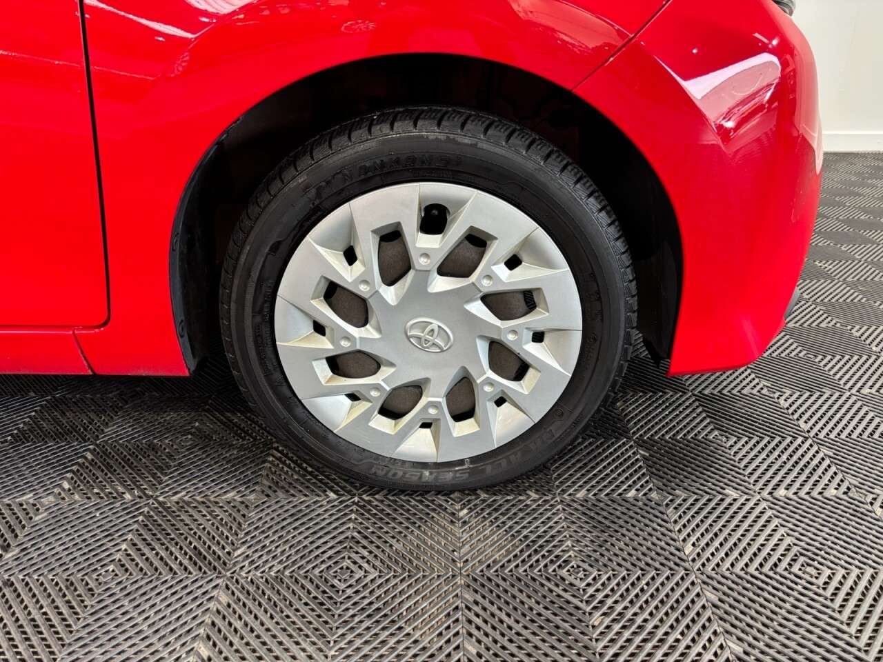 2019 TOYOTA AYGO 2019 TOYOTA AYGO