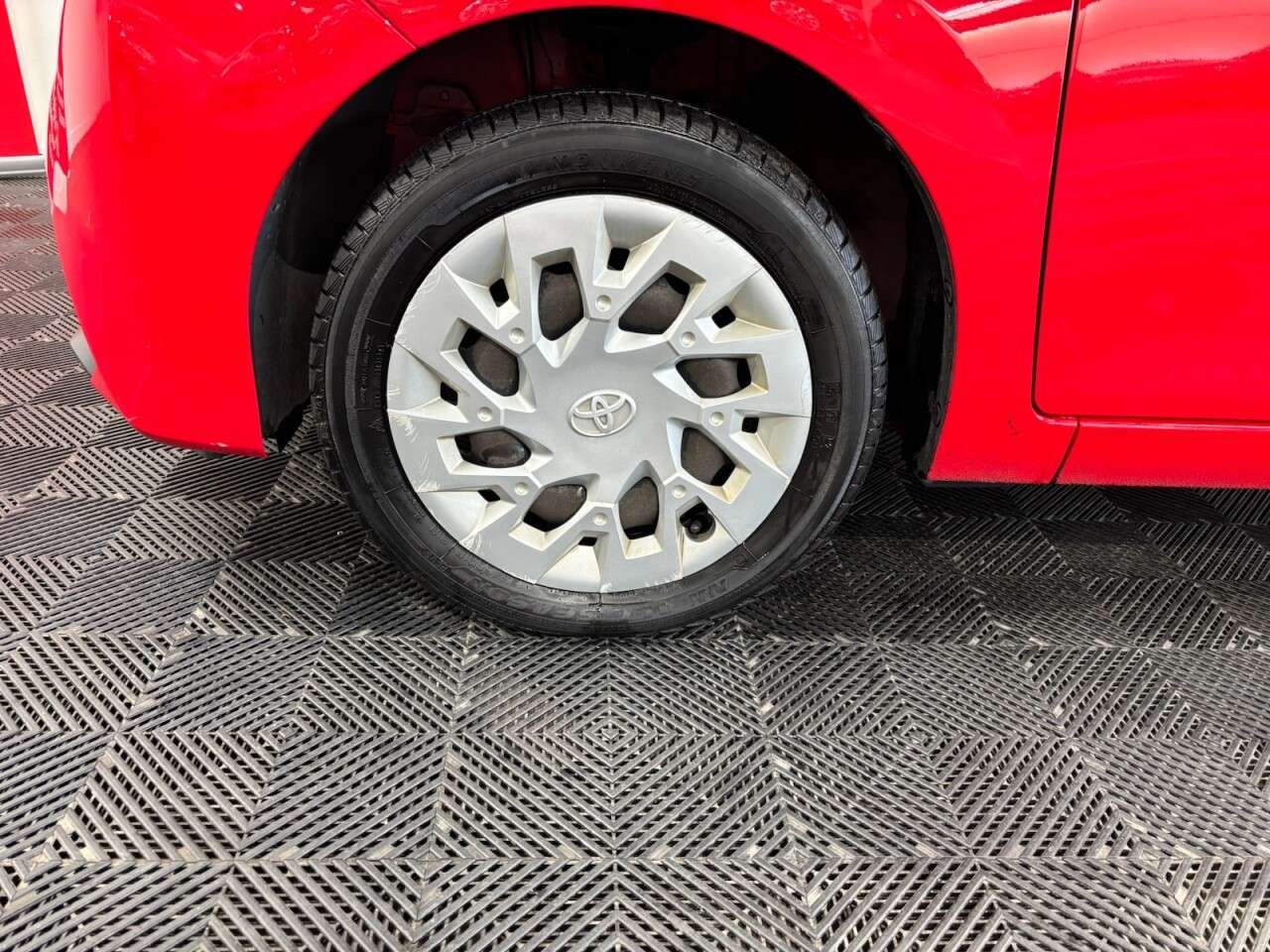 2019 TOYOTA AYGO 2019 TOYOTA AYGO