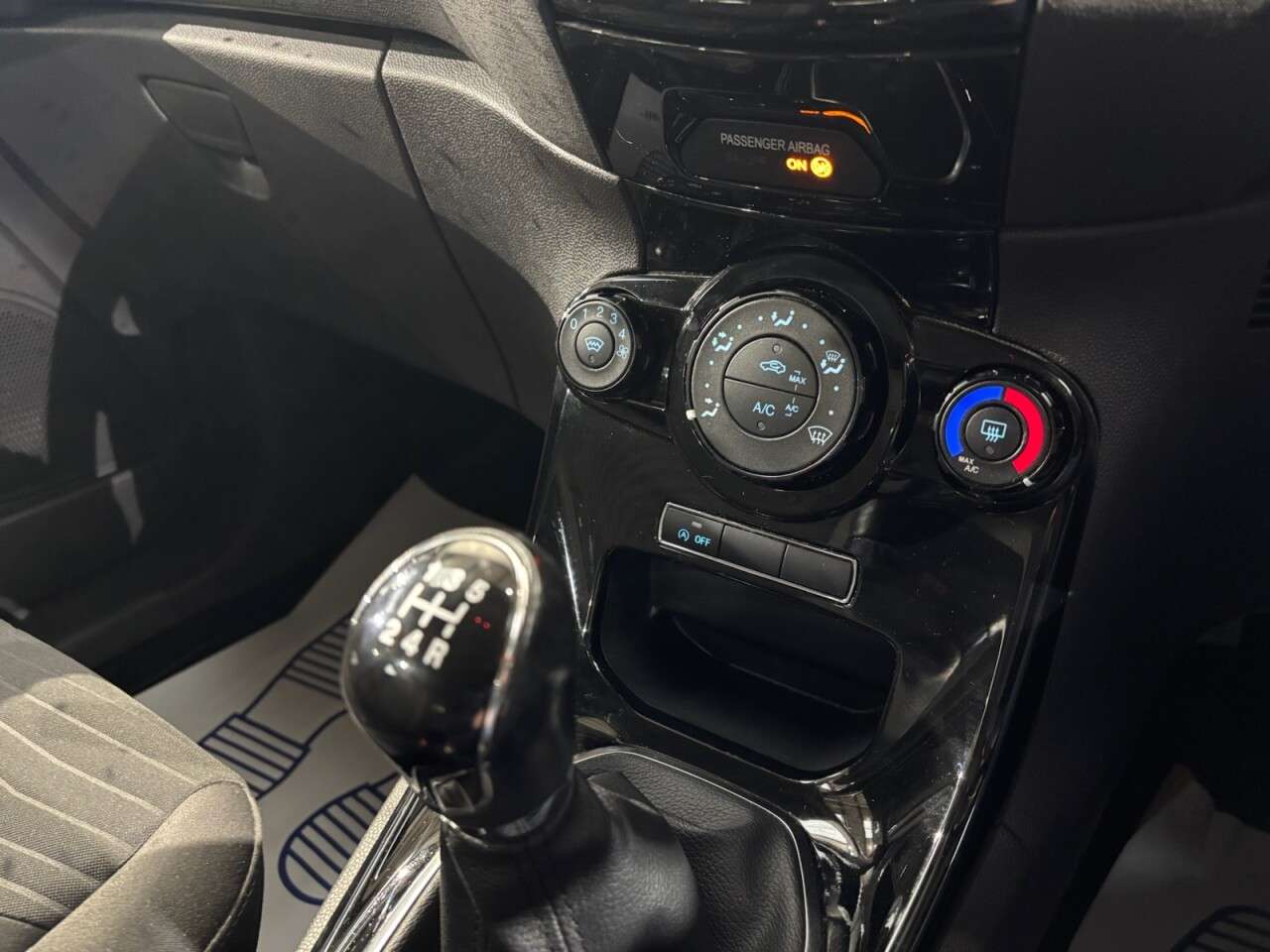 2015 FORD FIESTA 2015 FORD FIESTA