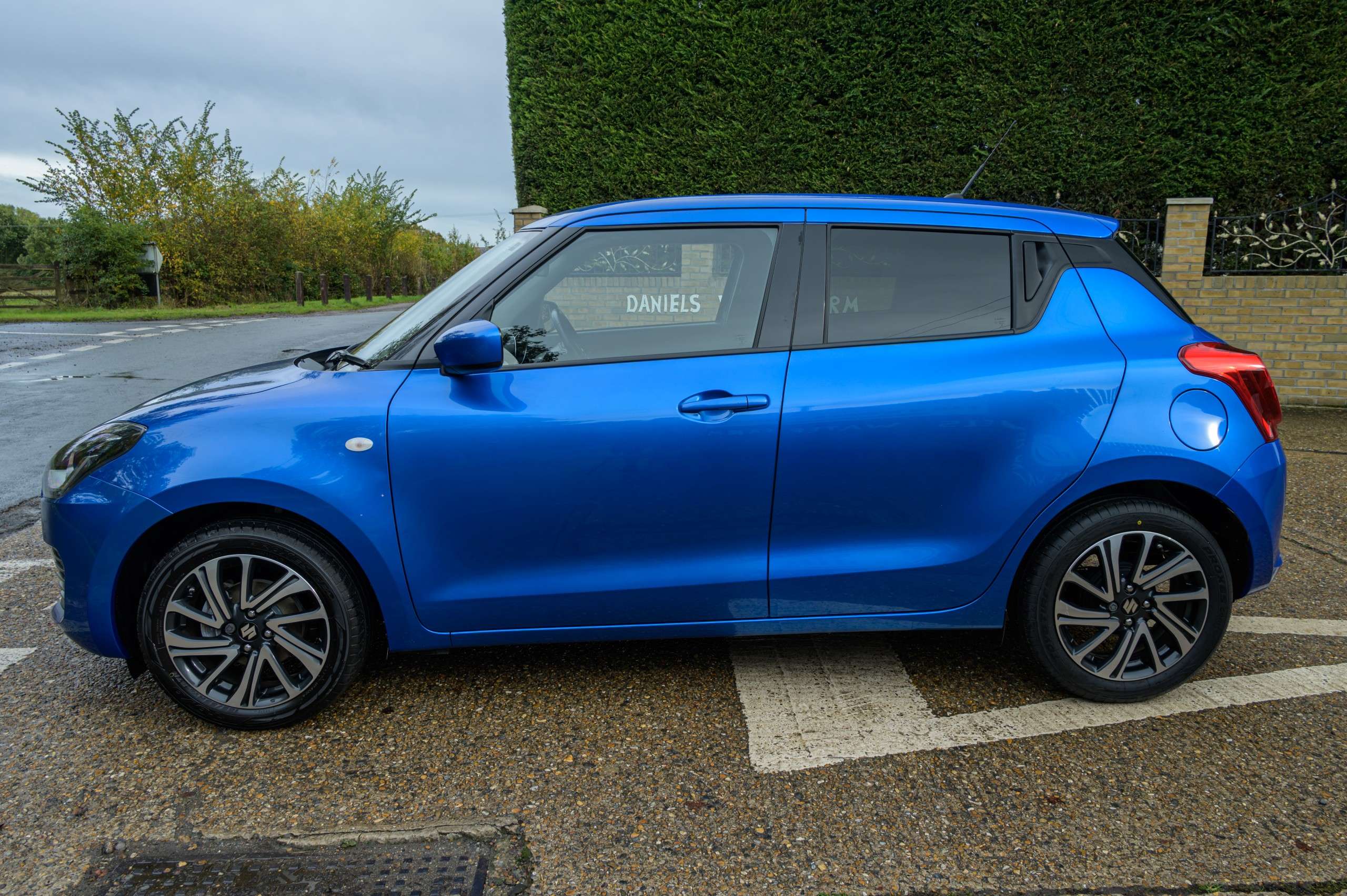 2022 SUZUKI SWIFT 2022 SUZUKI SWIFT