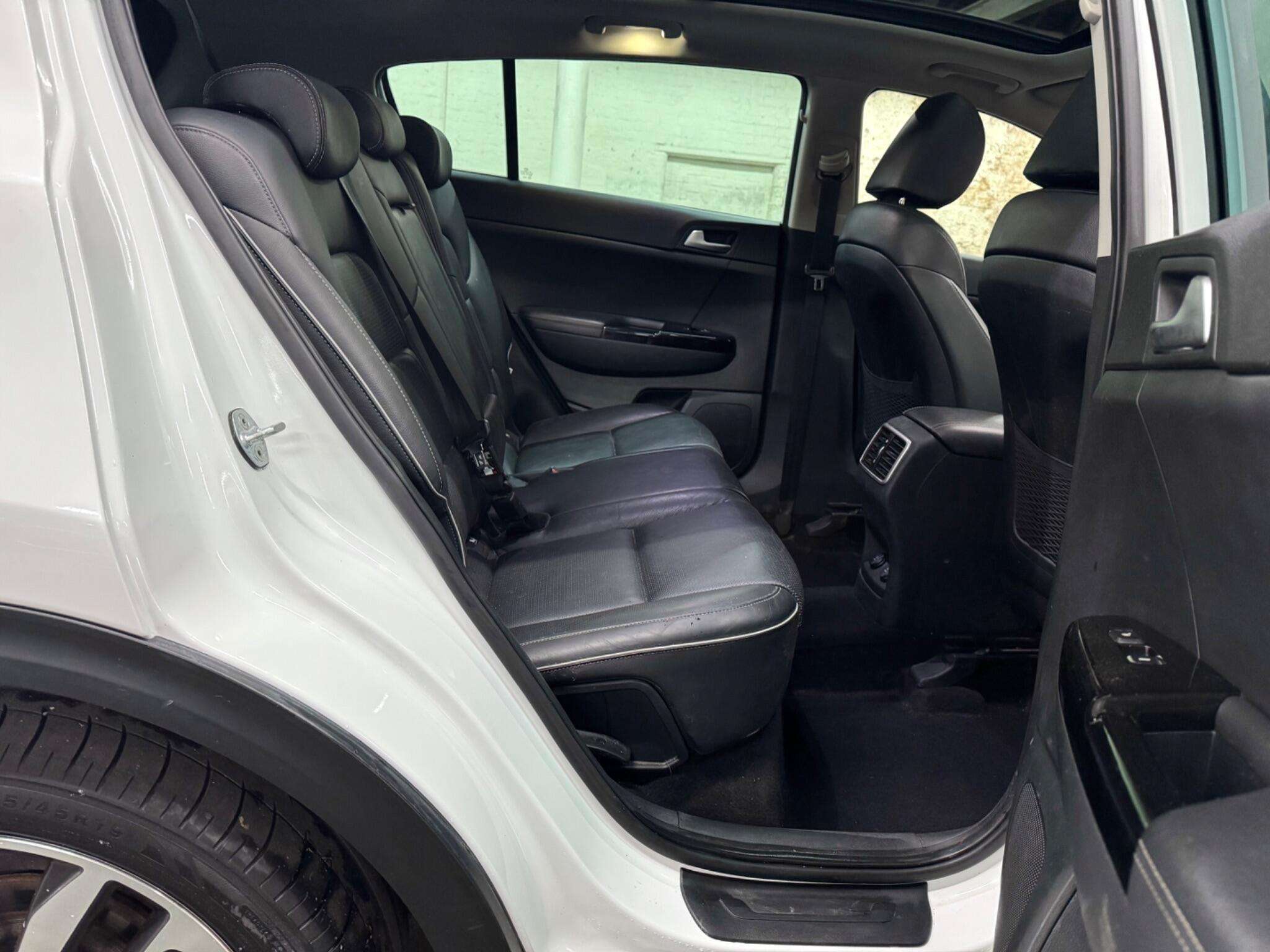 2017 KIA SPORTAGE 2017 KIA SPORTAGE