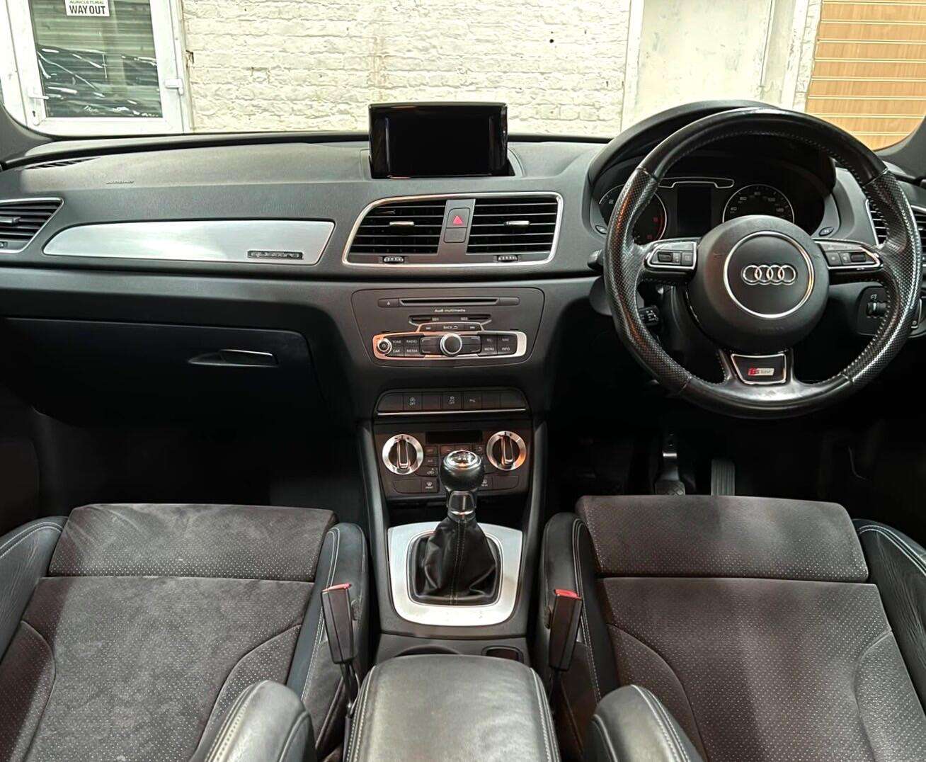 2014 AUDI Q3 2014 AUDI Q3