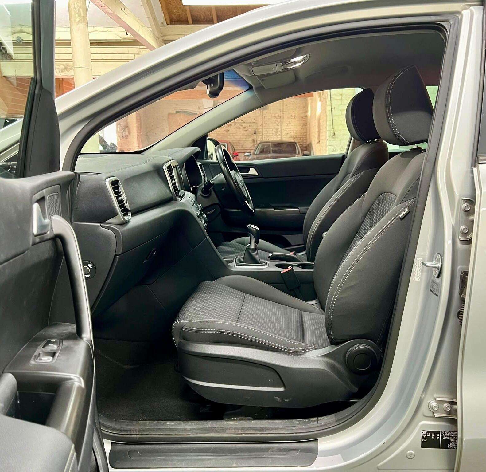 2018 KIA SPORTAGE 2018 KIA SPORTAGE