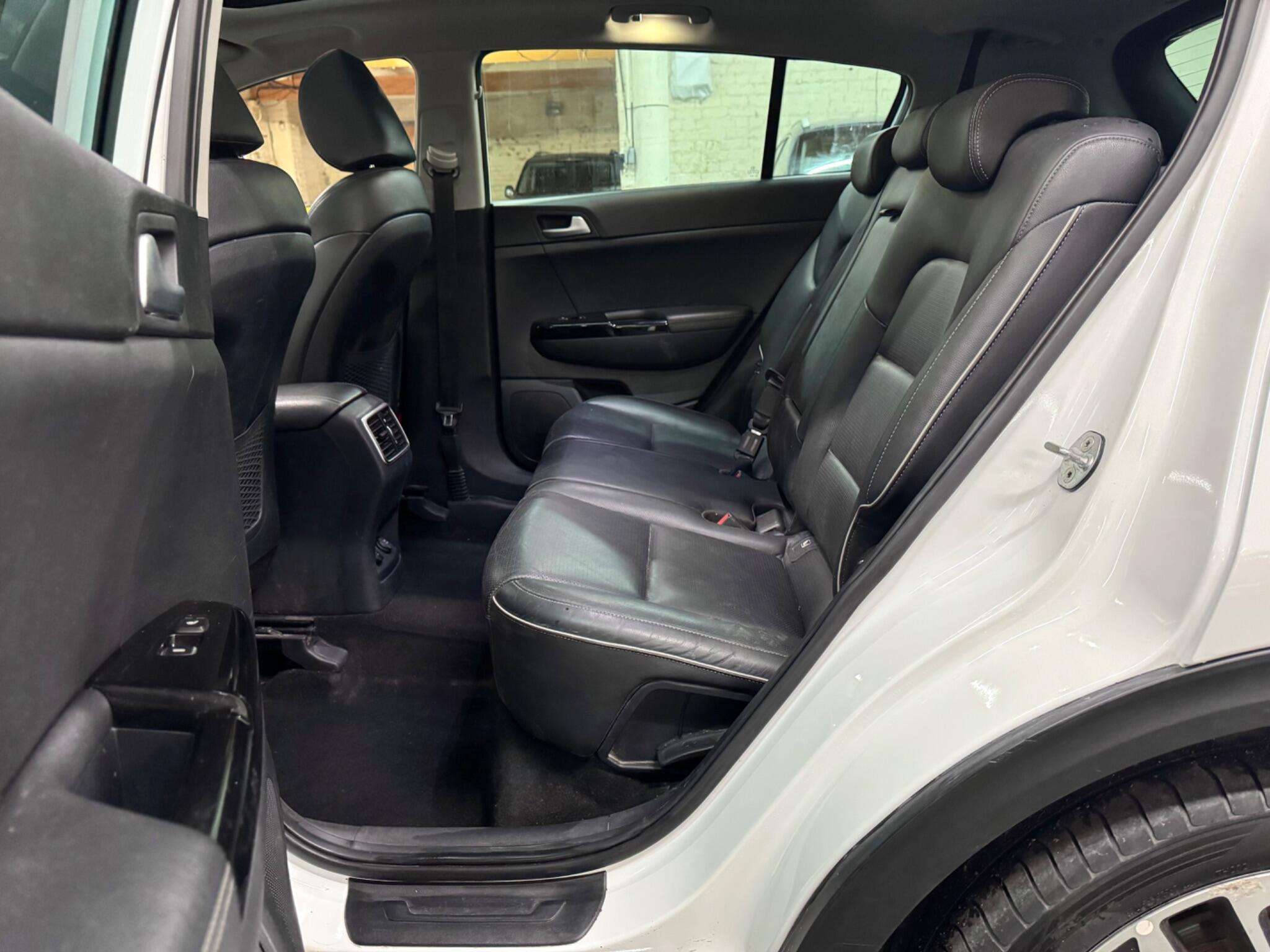 2019 KIA SPORTAGE 2019 KIA SPORTAGE