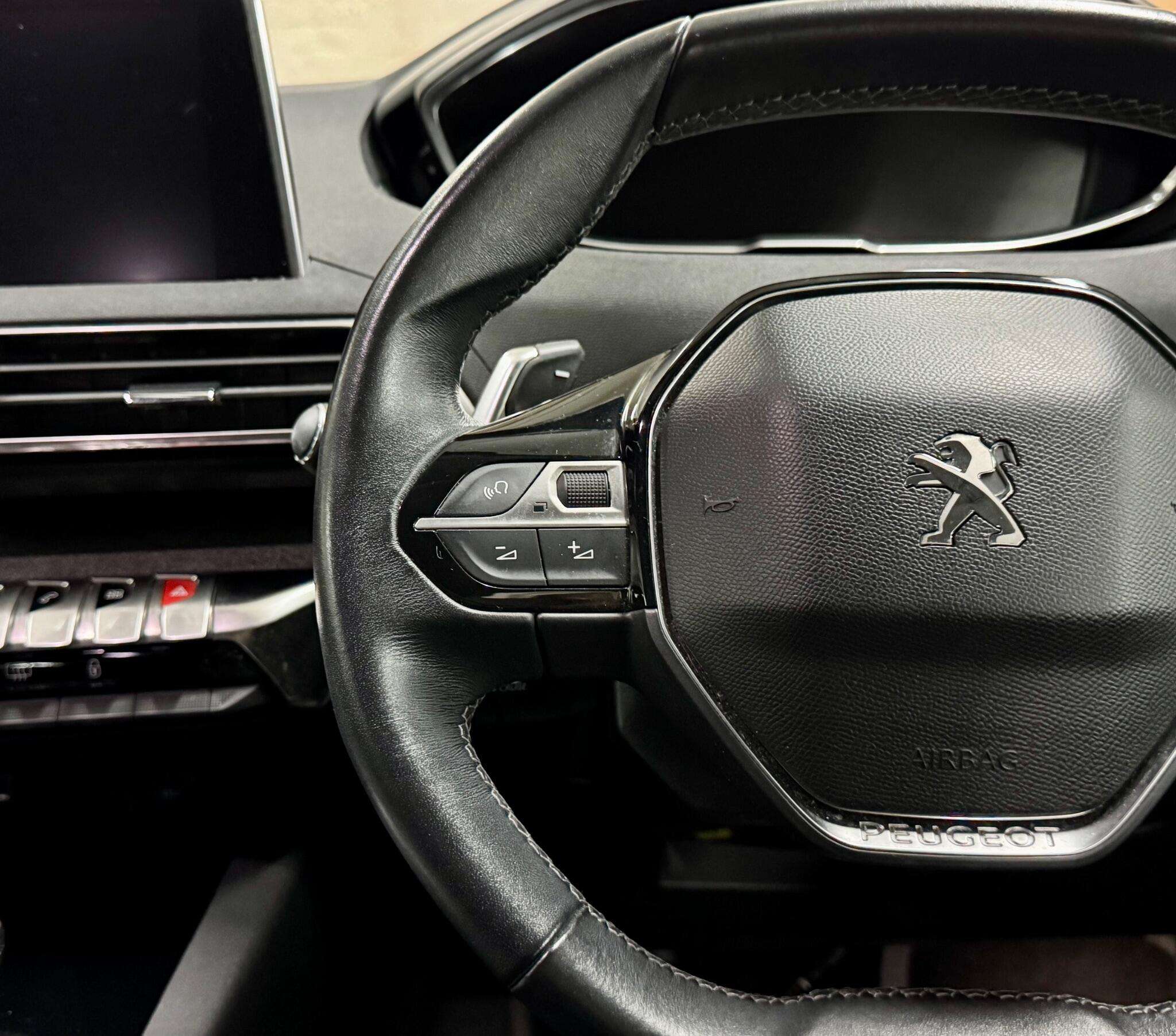 2018 PEUGEOT 5008 2018 PEUGEOT 5008