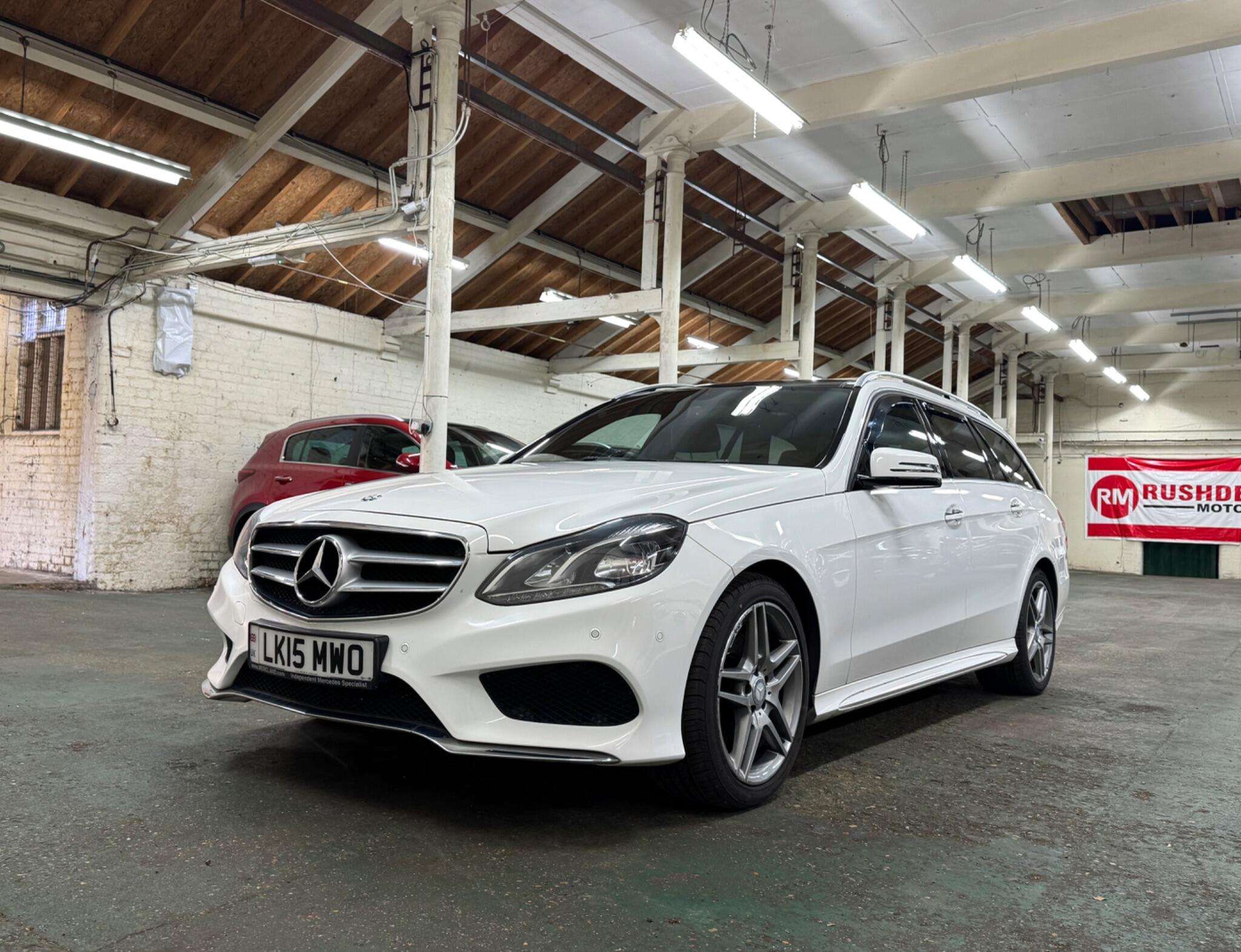 A 2015 MERCEDES-BENZ E CLASS 2.1 E250 CDI AMG Line G-Tronic+ Euro 5 (s/s) 5dr A 2015 MERCEDES-BENZ E CLASS 2.1 E250 CDI AMG Line G-Tronic+ Euro 5 (s/s) 5dr