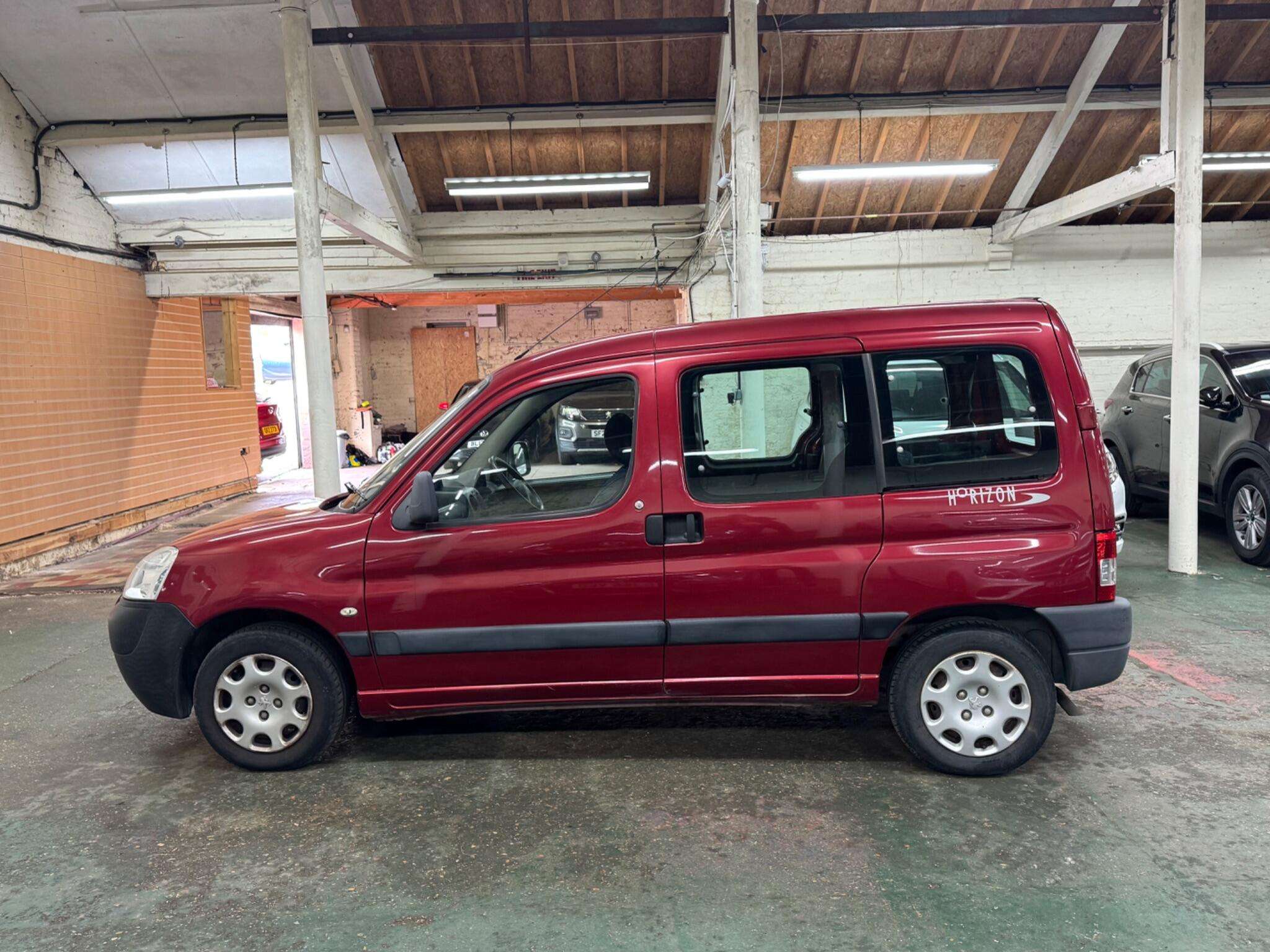 2010 PEUGEOT PARTNER 2010 PEUGEOT PARTNER