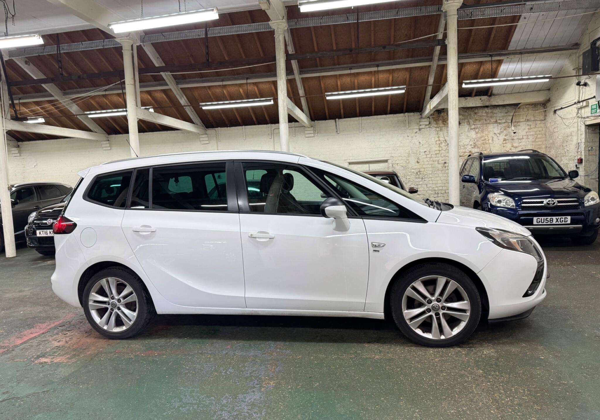 2015 VAUXHALL ZAFIRA TOURER 2015 VAUXHALL ZAFIRA TOURER