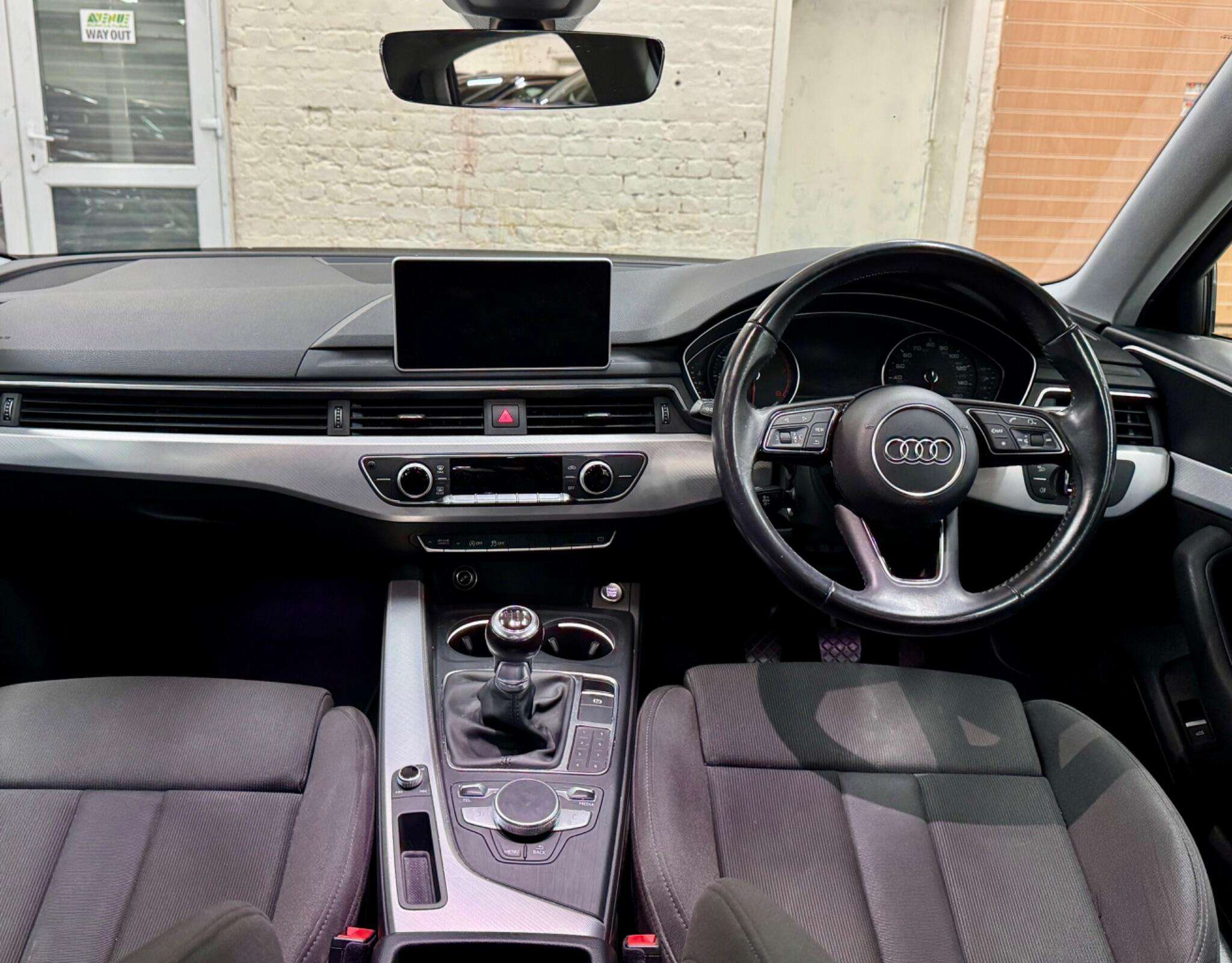 2016 AUDI A4 2016 AUDI A4
