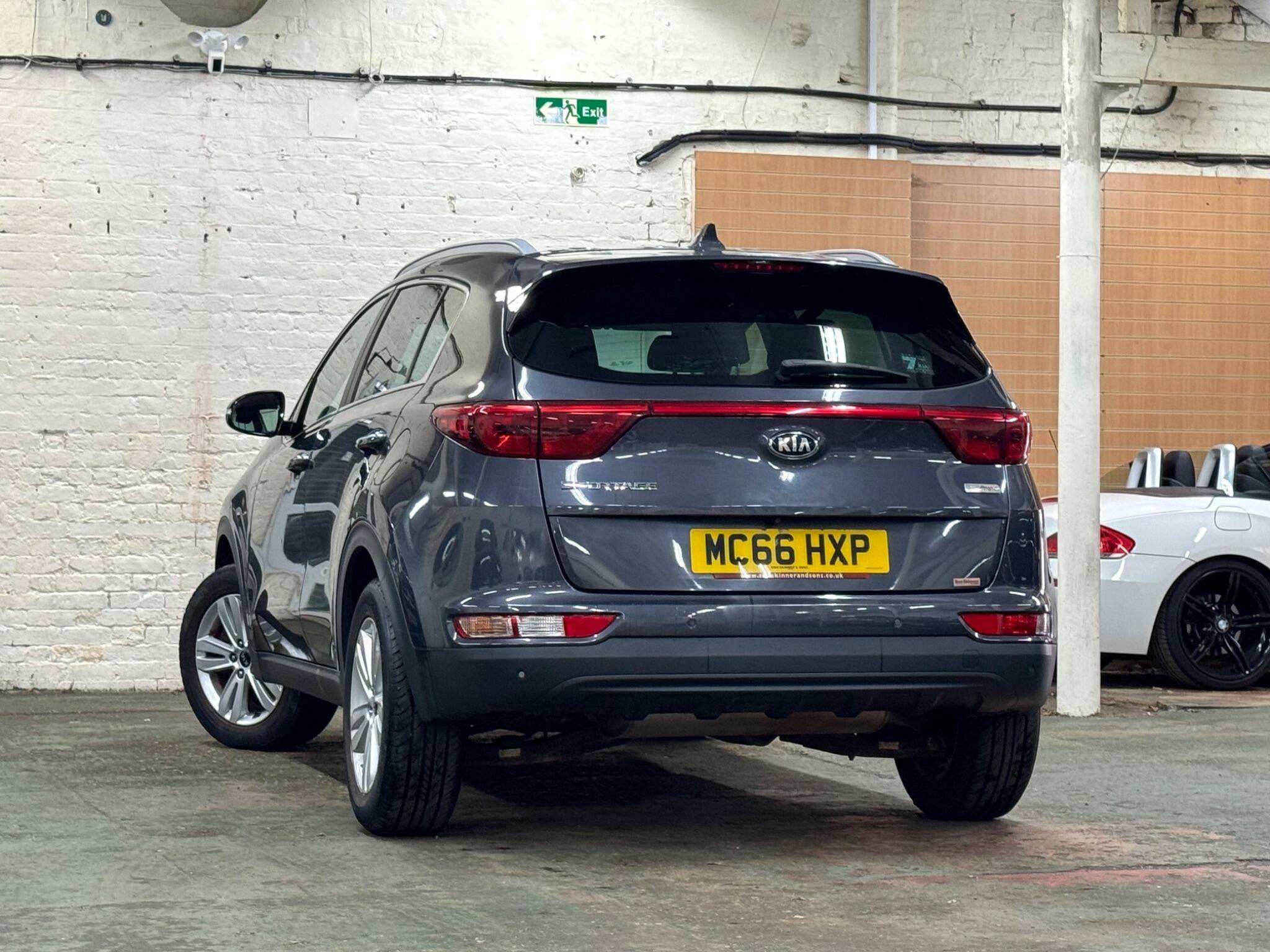 2017 KIA SPORTAGE 2017 KIA SPORTAGE