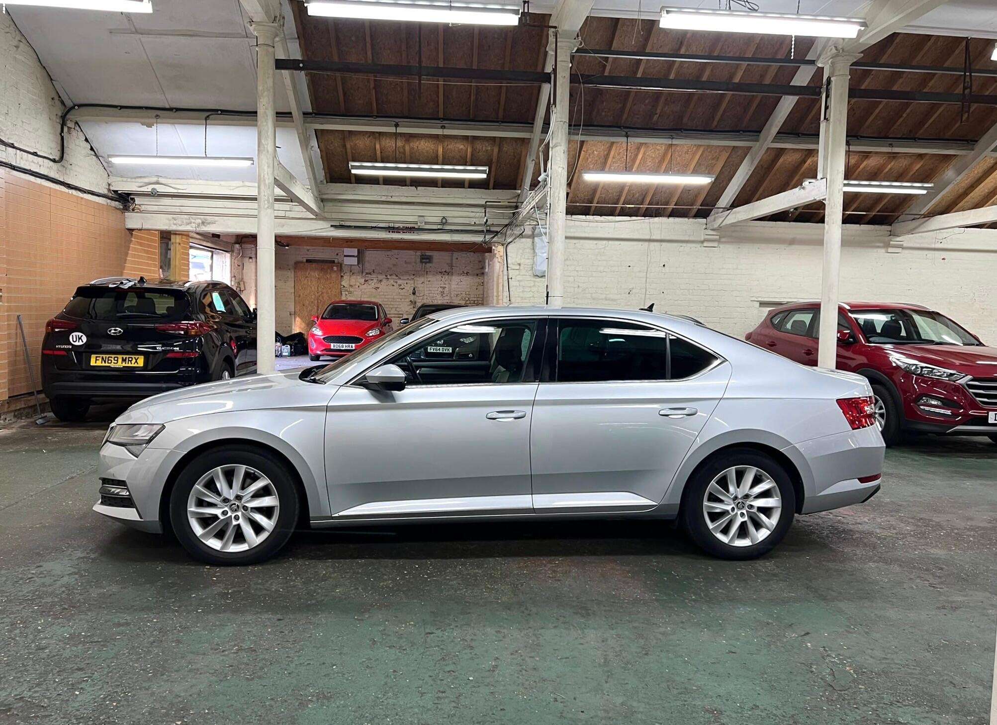2020 SKODA SUPERB 2020 SKODA SUPERB