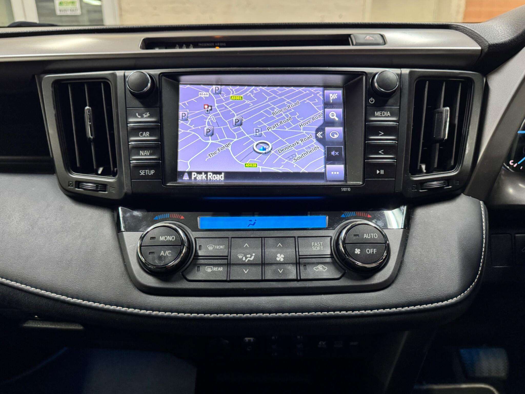2018 TOYOTA RAV4 2018 TOYOTA RAV4