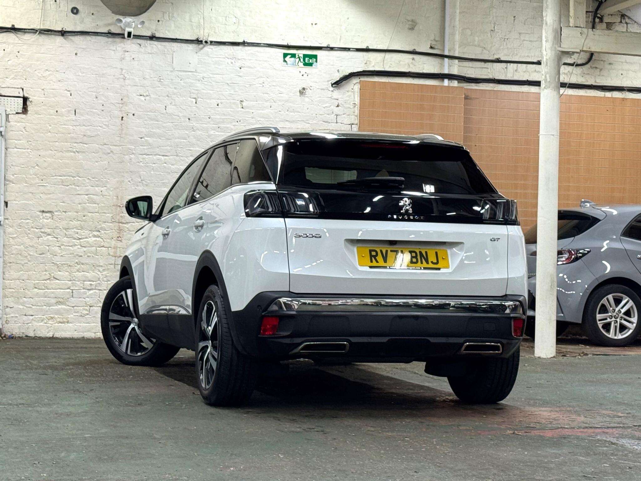 2021 PEUGEOT 3008 2021 PEUGEOT 3008