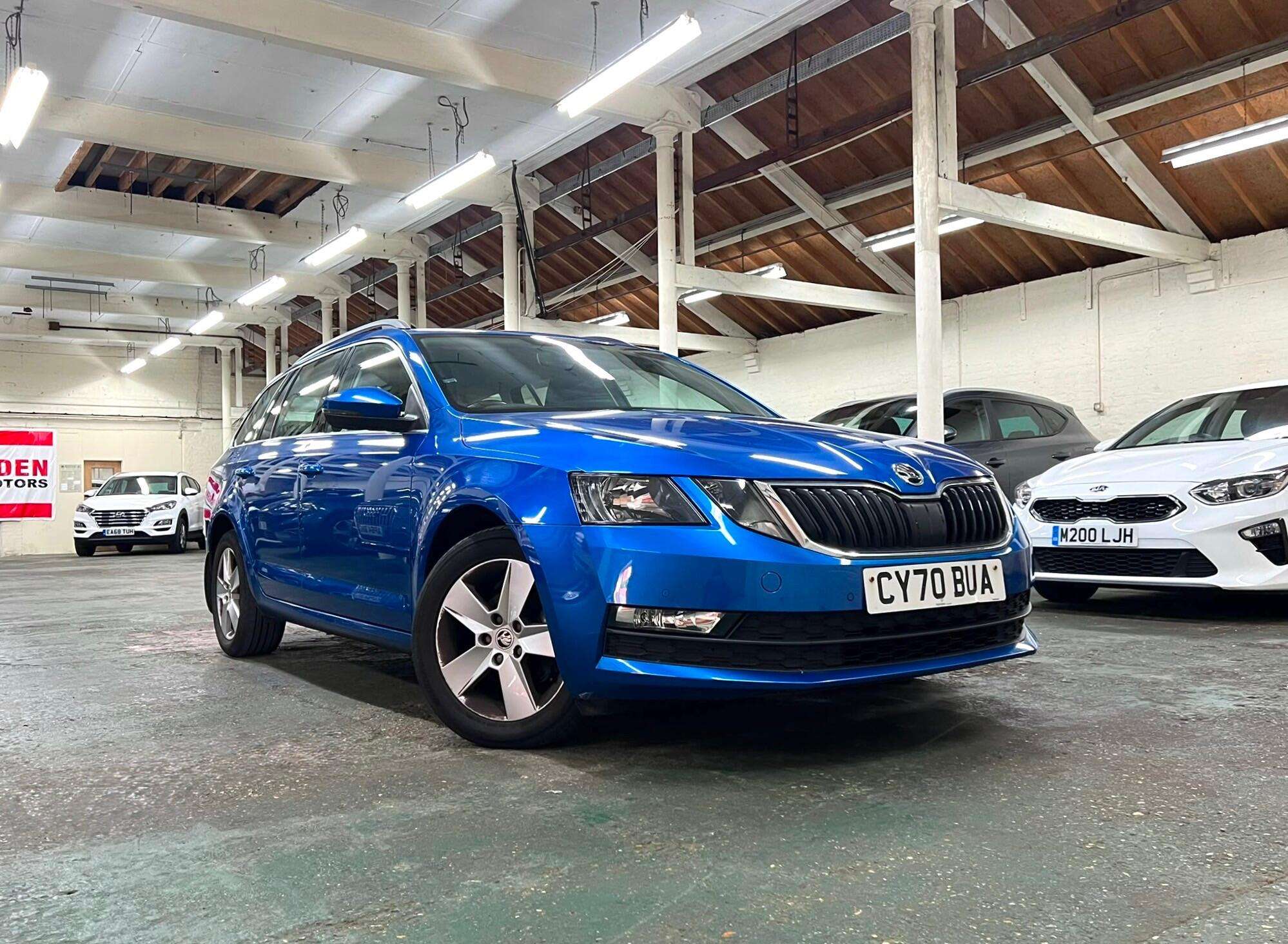 A 2021 SKODA OCTAVIA 1.6 TDI SE Technology Estate 5dr Diesel Manual Euro 6 (s/s) (115 ps) A 2021 SKODA OCTAVIA 1.6 TDI SE Technology Estate 5dr Diesel Manual Euro 6 (s/s) (115 ps)