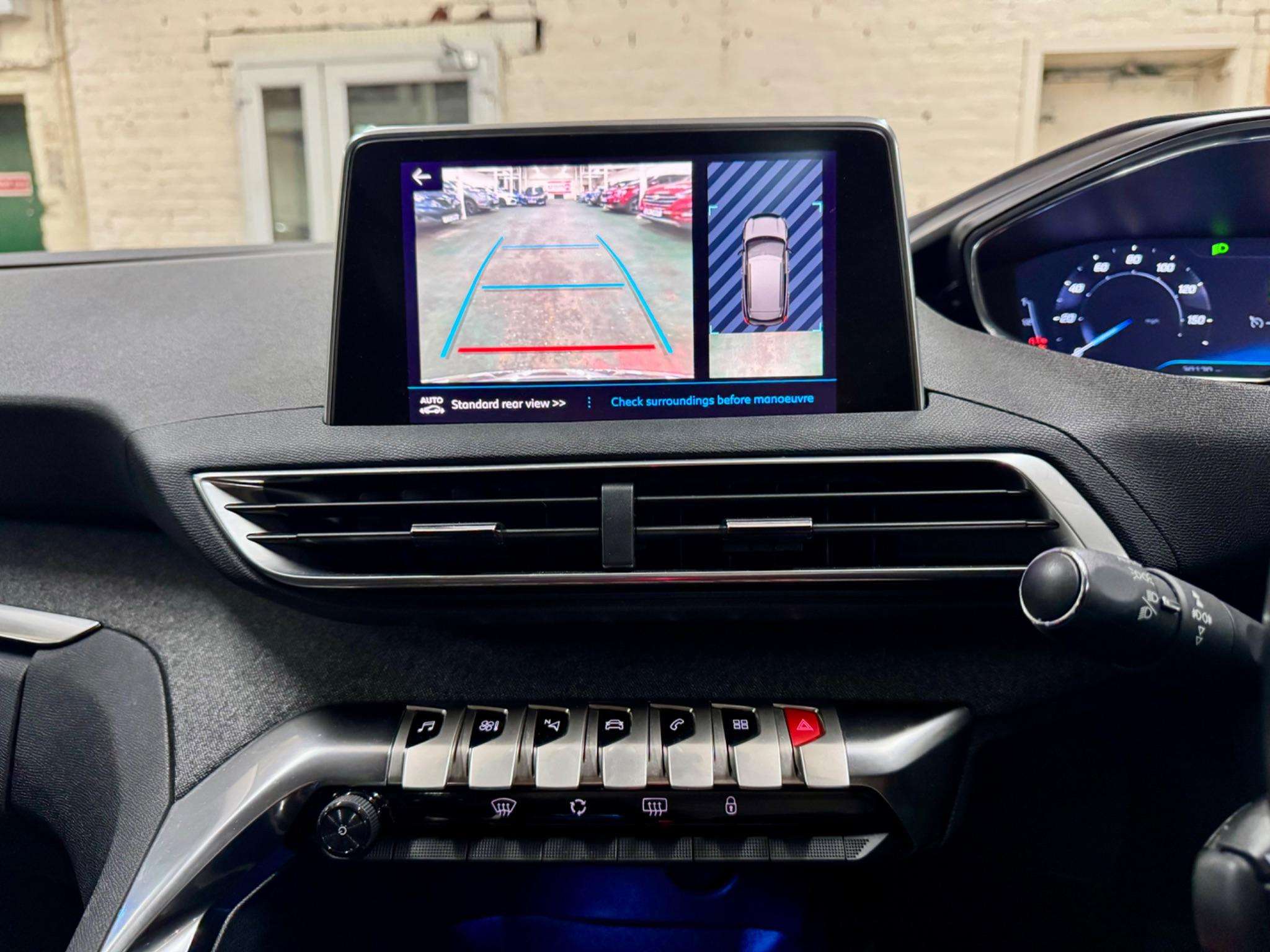 2018 PEUGEOT 5008 2018 PEUGEOT 5008