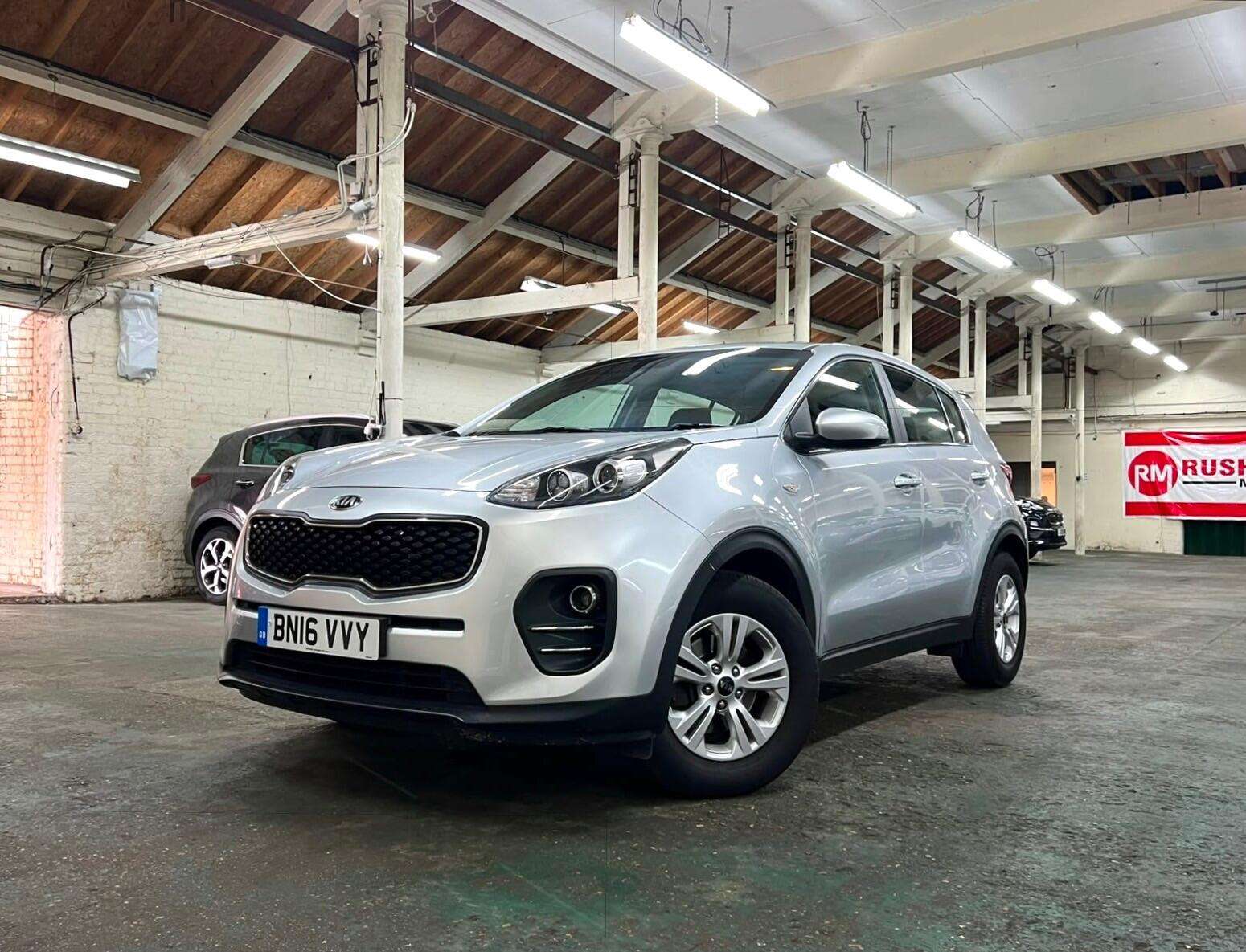 A 2016 KIA SPORTAGE 1.7 CRDi 1 Euro 6 (s/s) 5dr A 2016 KIA SPORTAGE 1.7 CRDi 1 Euro 6 (s/s) 5dr