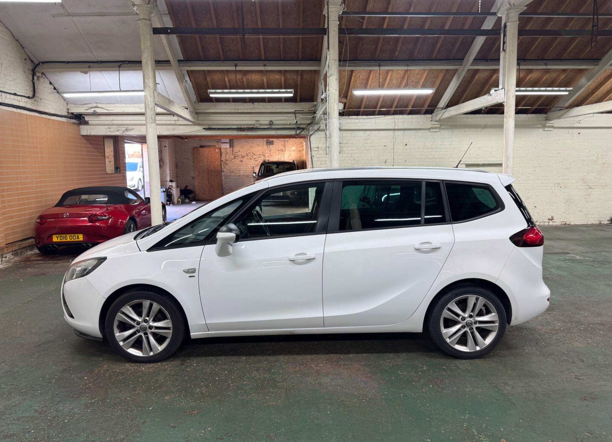 2015 VAUXHALL ZAFIRA TOURER 2015 VAUXHALL ZAFIRA TOURER