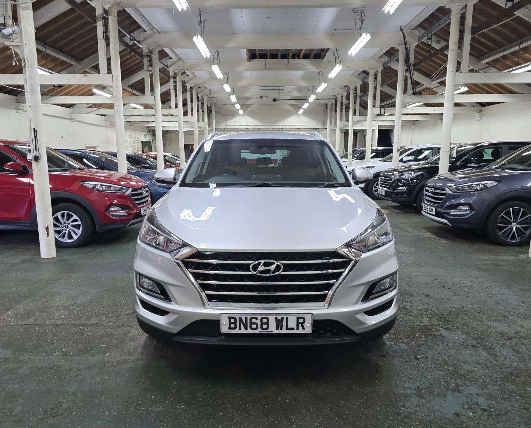 A 2018 HYUNDAI TUCSON 1.6 GDi Blue Drive SE Nav Euro 6 (s/s) 5dr A 2018 HYUNDAI TUCSON 1.6 GDi Blue Drive SE Nav Euro 6 (s/s) 5dr