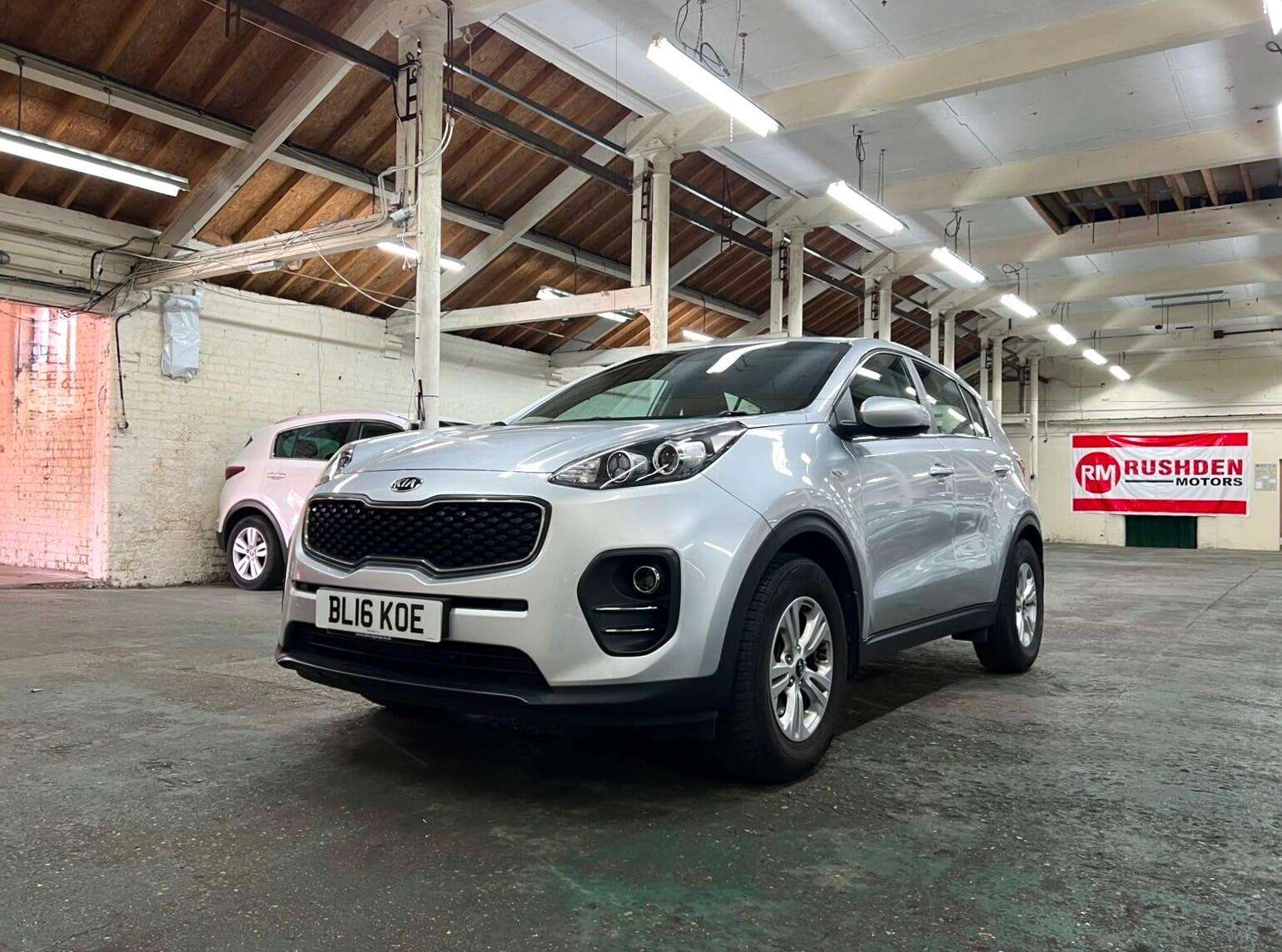 A 2016 KIA SPORTAGE 1.7 CRDi 1 Euro 6 (s/s) 5dr A 2016 KIA SPORTAGE 1.7 CRDi 1 Euro 6 (s/s) 5dr
