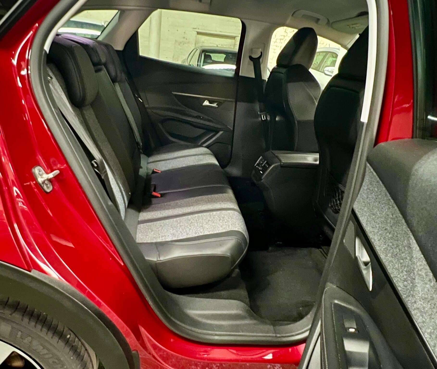 2017 PEUGEOT 3008 2017 PEUGEOT 3008