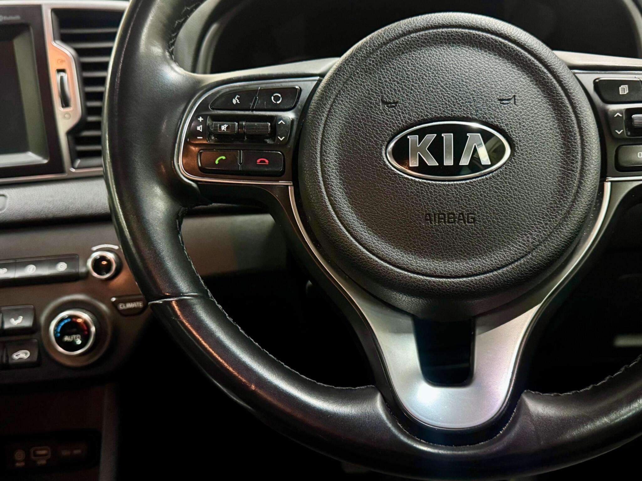 2016 KIA SPORTAGE 2016 KIA SPORTAGE