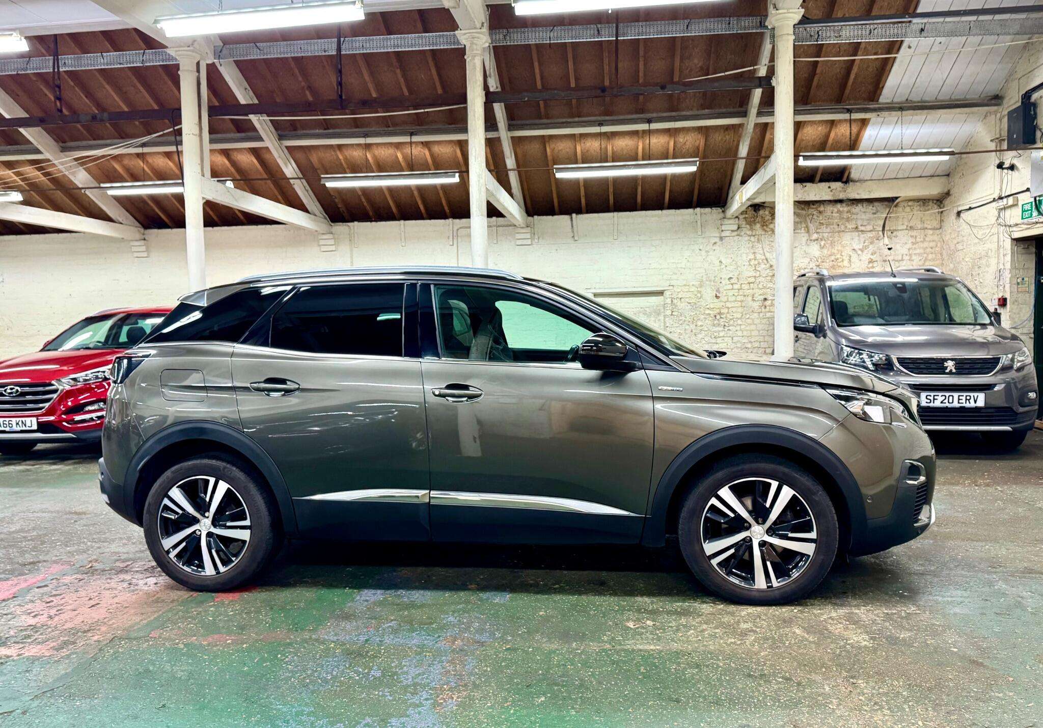 2018 PEUGEOT 3008 2018 PEUGEOT 3008