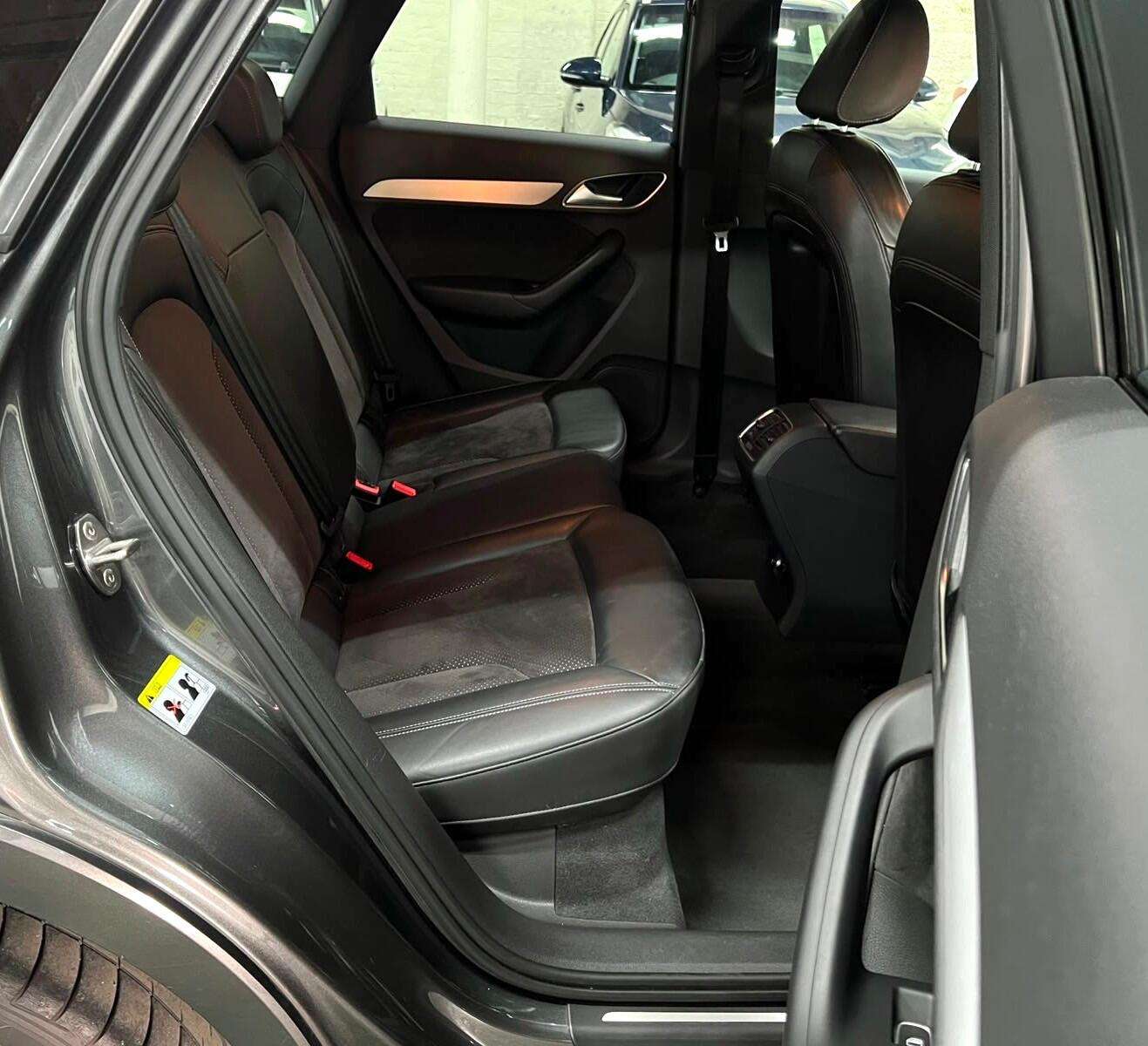2014 AUDI Q3 2014 AUDI Q3