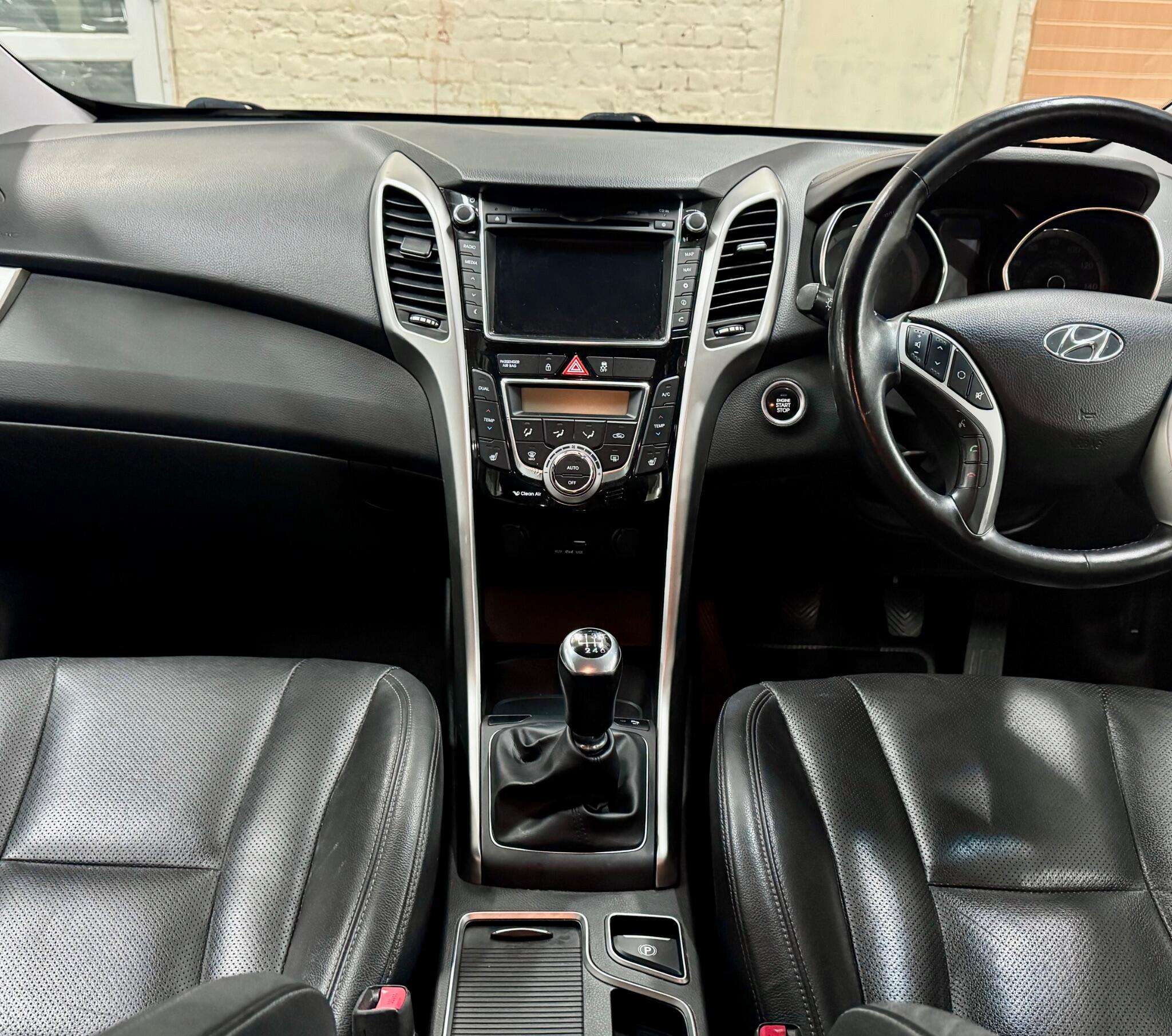 2016 HYUNDAI I30 2016 HYUNDAI I30