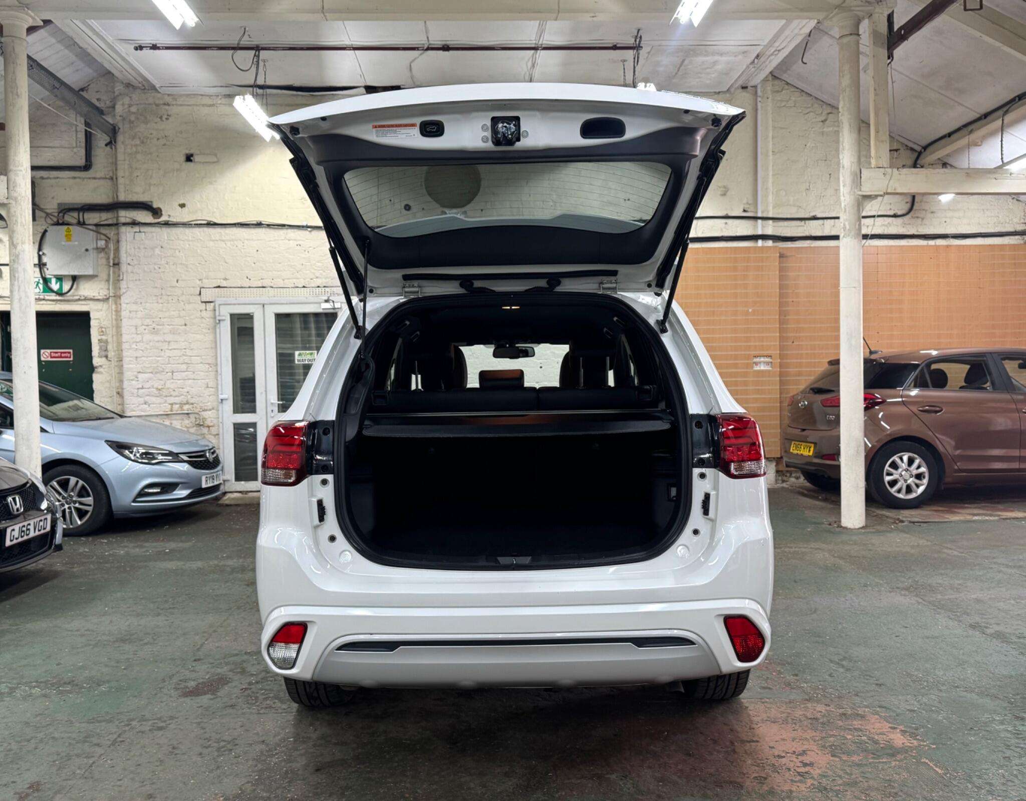 2018 MITSUBISHI OUTLANDER 2018 MITSUBISHI OUTLANDER