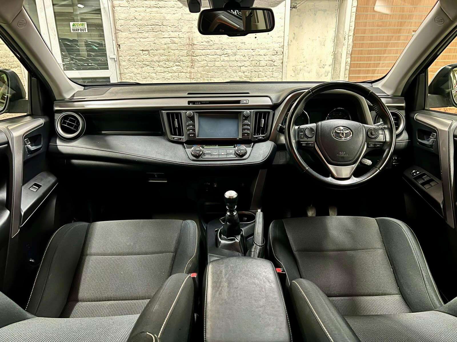 2017 TOYOTA RAV4 2017 TOYOTA RAV4
