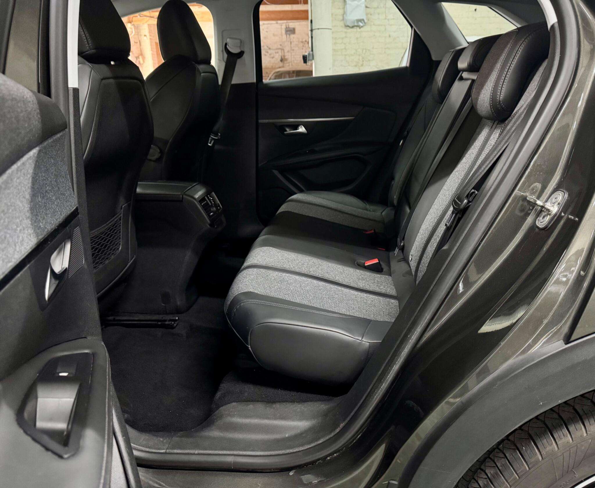 2018 PEUGEOT 3008 2018 PEUGEOT 3008