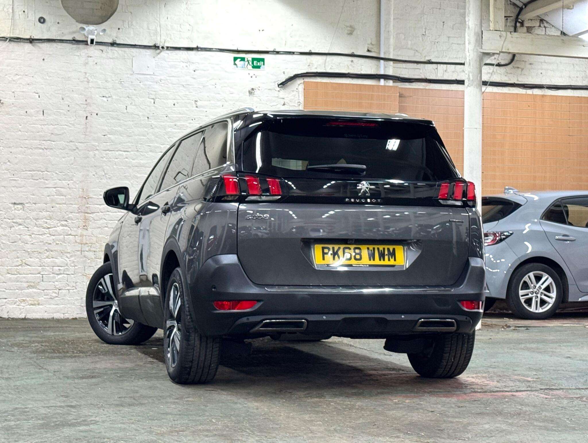 2018 PEUGEOT 5008 2018 PEUGEOT 5008