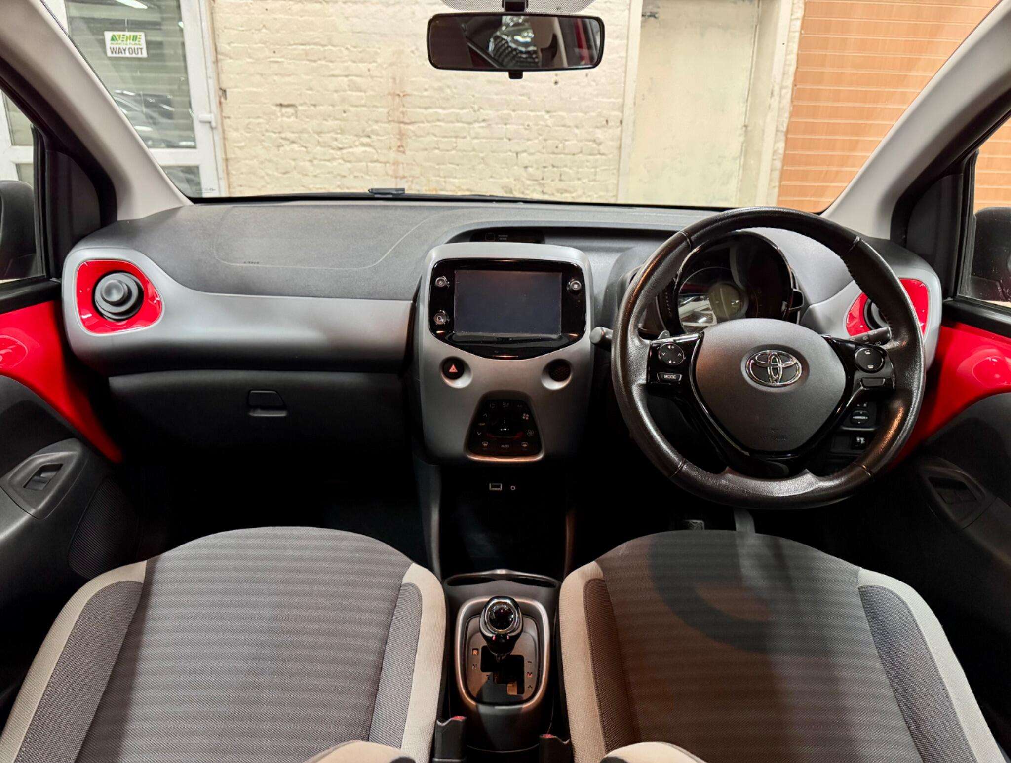 2020 TOYOTA AYGO 2020 TOYOTA AYGO