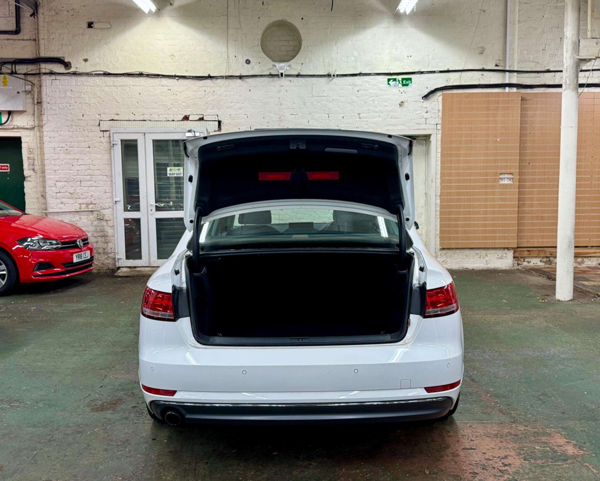 2016 AUDI A4 2016 AUDI A4