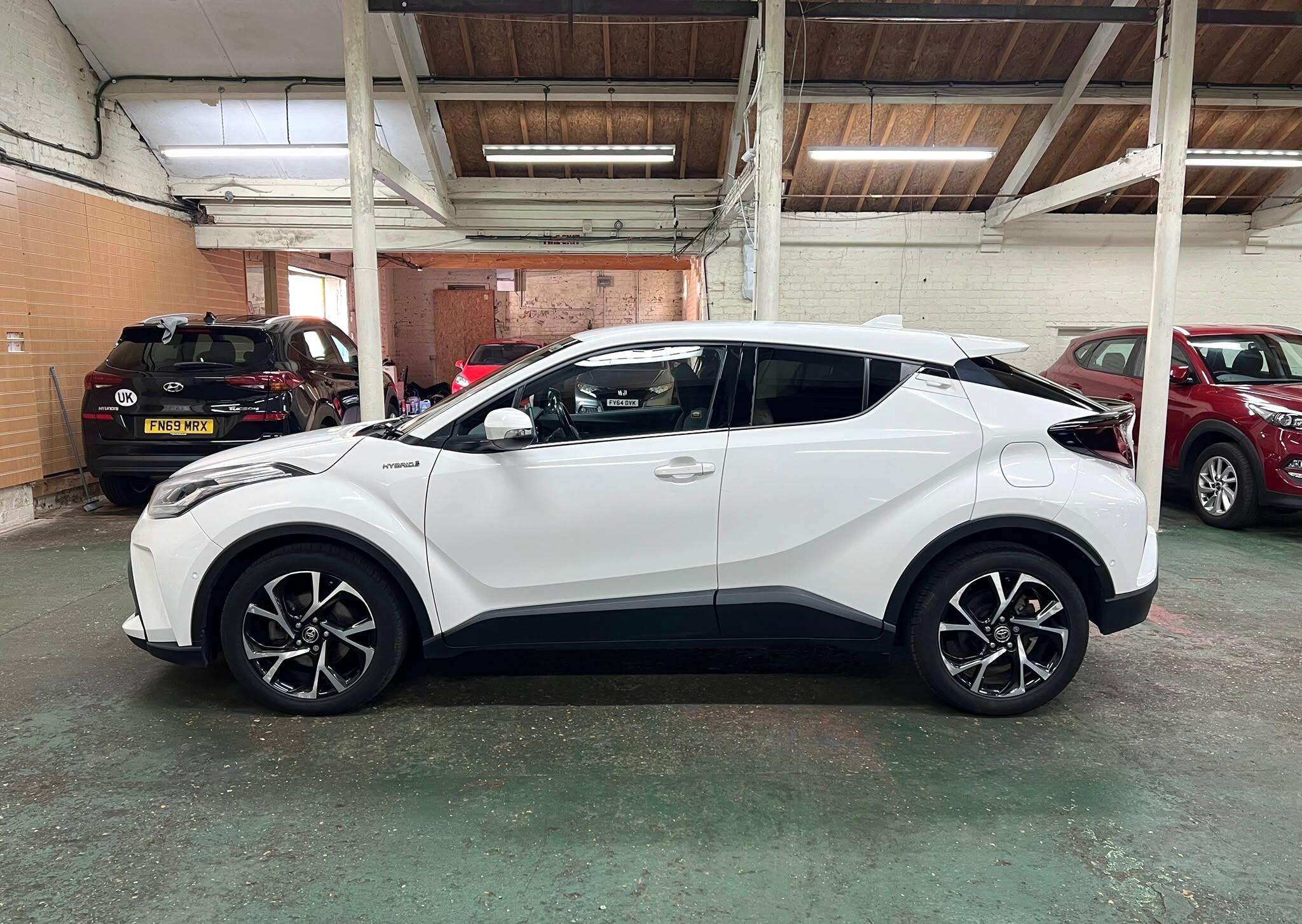 2021 TOYOTA C-HR 2021 TOYOTA C-HR