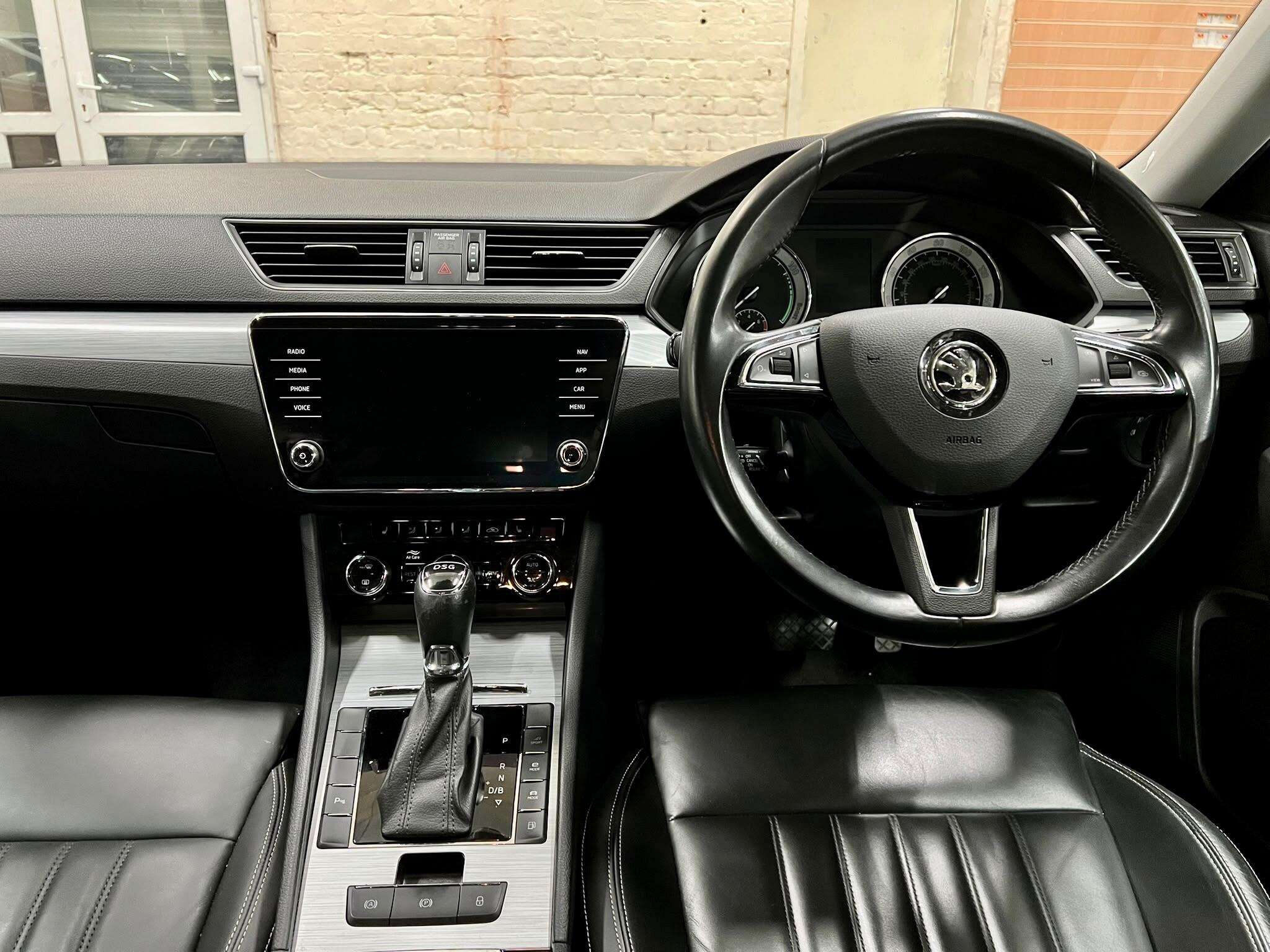 2020 SKODA SUPERB 2020 SKODA SUPERB
