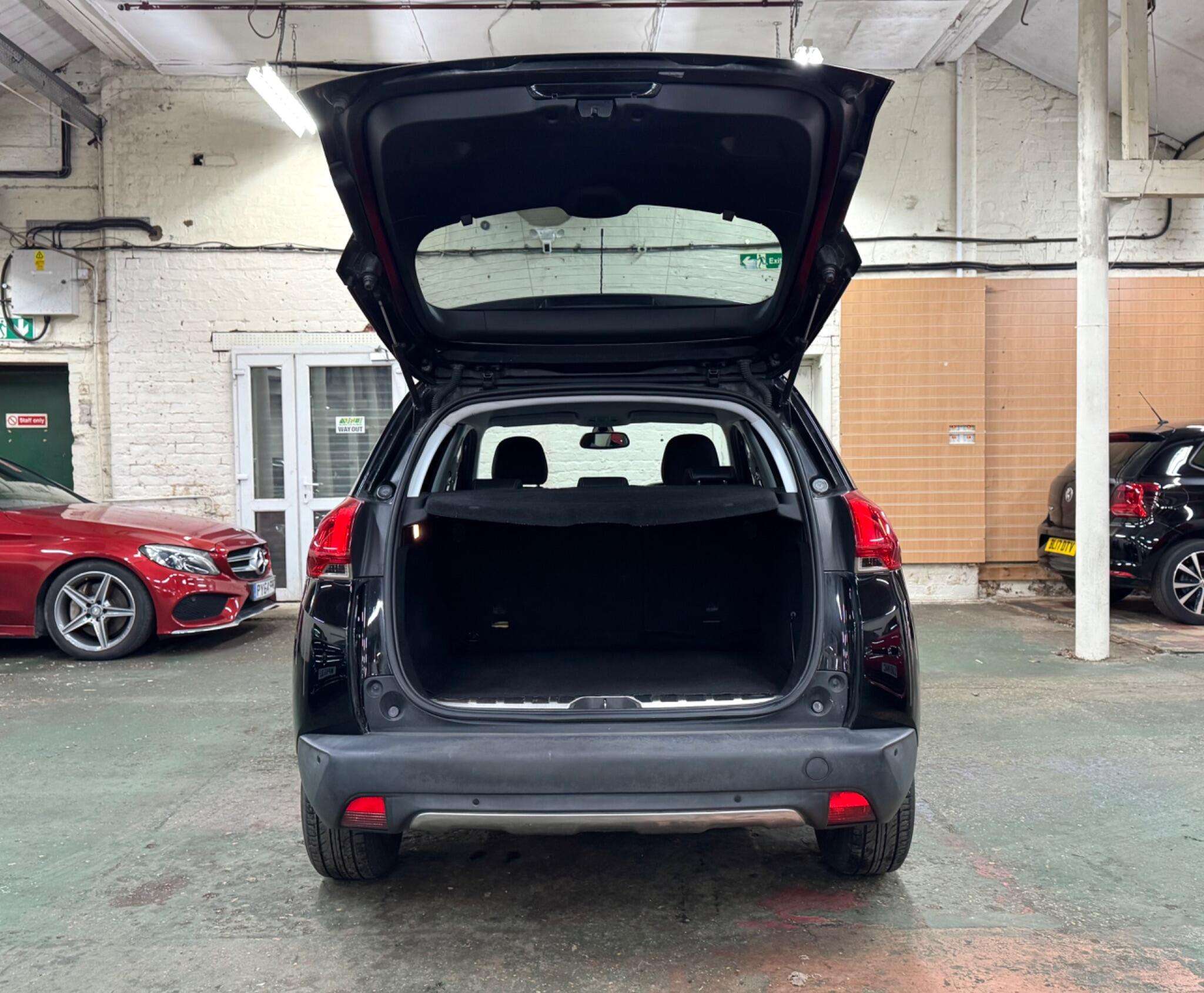 2015 PEUGEOT 2008 2015 PEUGEOT 2008