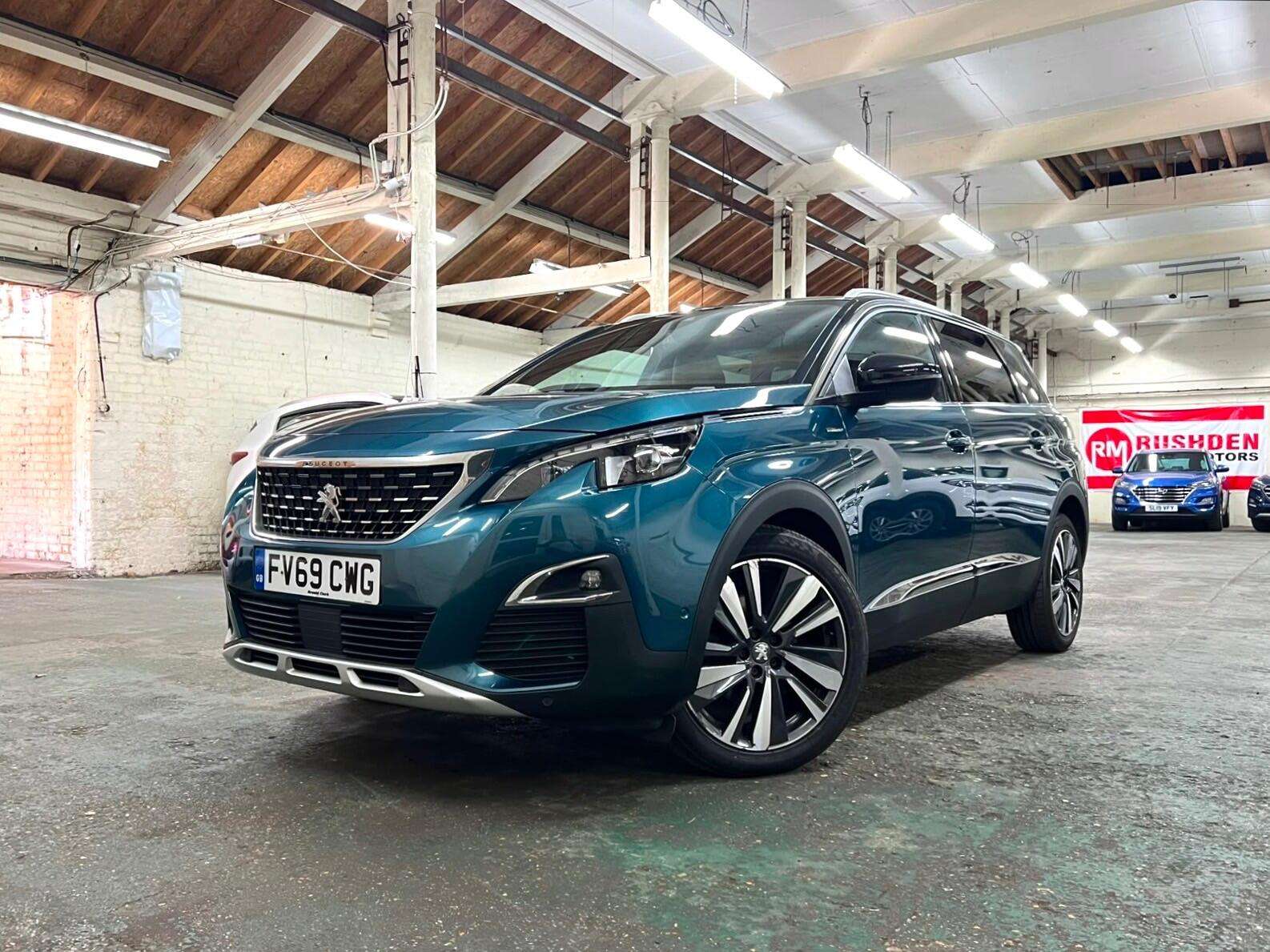 A 2019 PEUGEOT 5008 1.5 BlueHDi GT Line Premium Euro 6 (s/s) 5dr A 2019 PEUGEOT 5008 1.5 BlueHDi GT Line Premium Euro 6 (s/s) 5dr