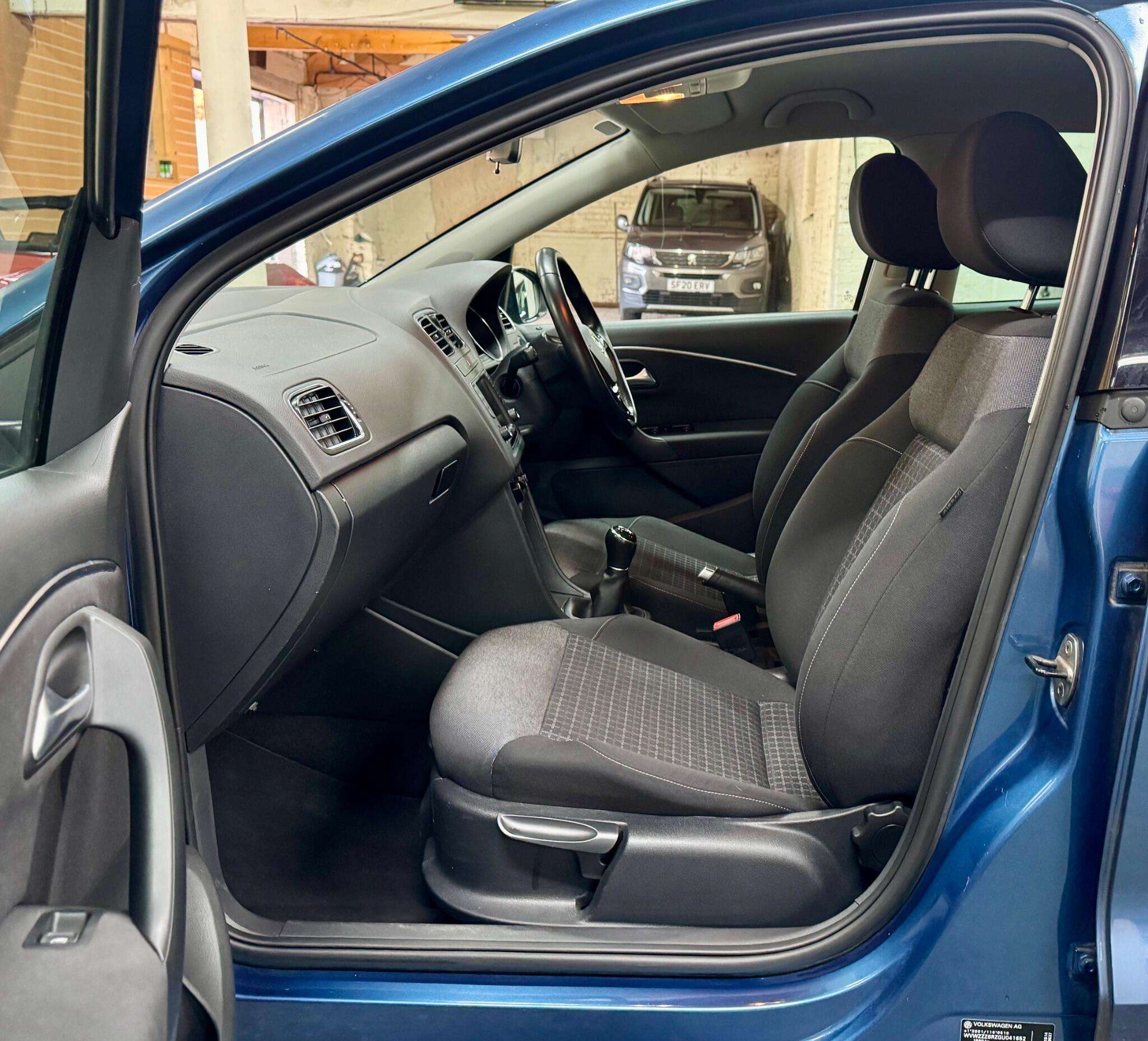 2016 VOLKSWAGEN POLO 2016 VOLKSWAGEN POLO